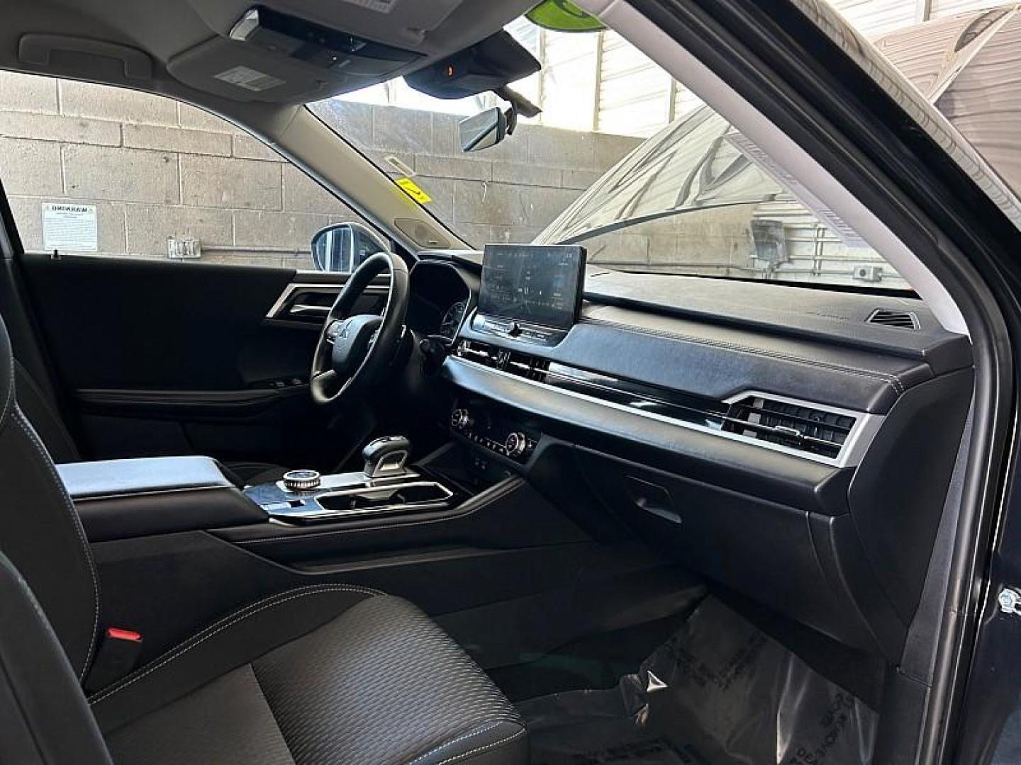 2025 BLACK Mitsubishi Outlander (JA4J4UA84SZ) with an 4-Cyl 2.5 Liter engine, Automatic CVT transmission, located at 412 Auto Vista Drive, Palmdale, CA, 93551, (661) 945-0620, 34.592636, -118.136681 - Photo#26