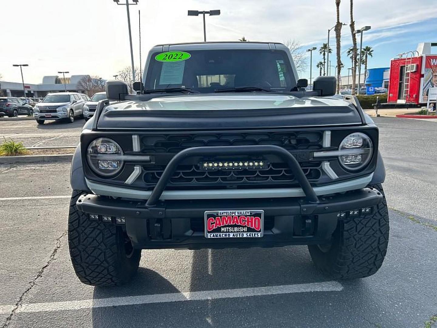 2022 GRAY Ford Bronco (1FMDE5BHXNL) with an 4-Cyl 2.3 Liter engine, Automatic transmission, located at 412 Auto Vista Drive, Palmdale, CA, 93551, (661) 945-0620, 34.592636, -118.136681 - Photo#5