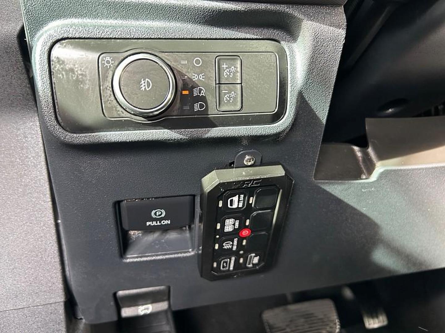 2022 GRAY Ford Bronco (1FMDE5BHXNL) with an 4-Cyl 2.3 Liter engine, Automatic transmission, located at 412 Auto Vista Drive, Palmdale, CA, 93551, (661) 945-0620, 34.592636, -118.136681 - Photo#29