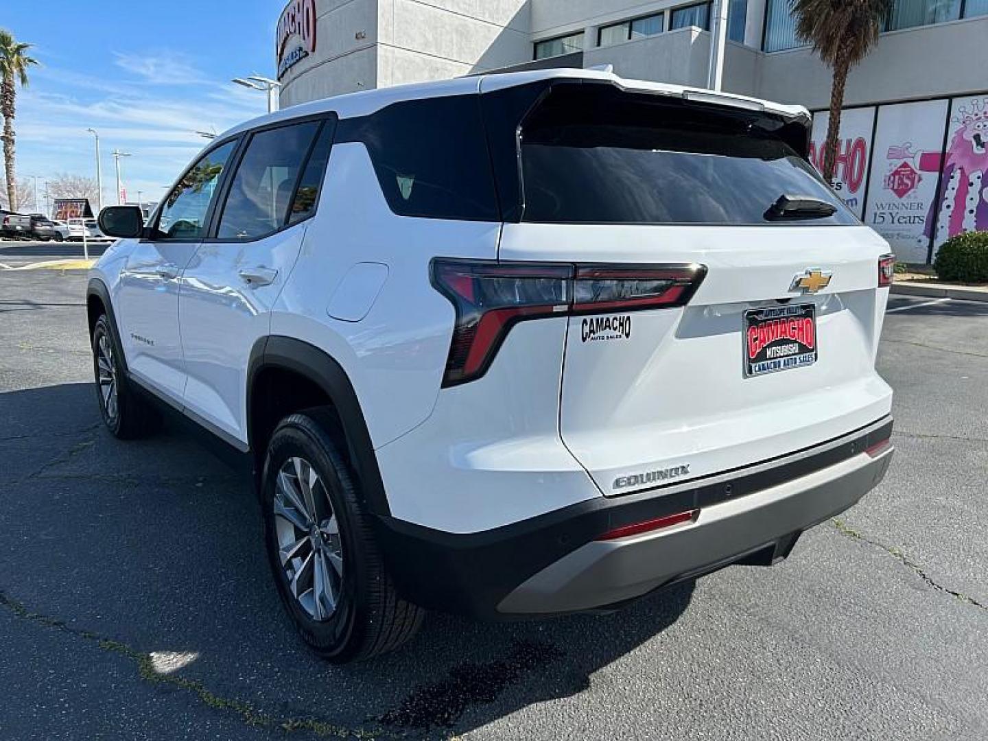 2025 WHITE Chevrolet Equinox (3GNAXHEG3SL) with an 4-Cyl Turbo 1.5 Liter engine, Automatic CVT transmission, located at 412 Auto Vista Drive, Palmdale, CA, 93551, (661) 945-0620, 34.592636, -118.136681 - Photo#6