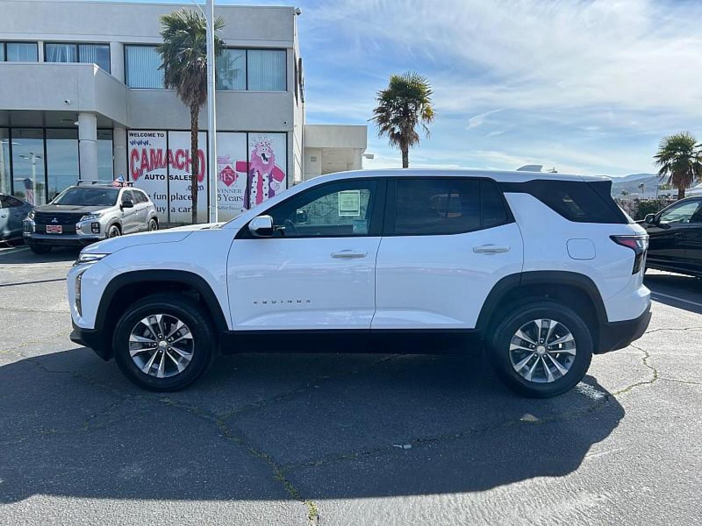 2025 WHITE Chevrolet Equinox (3GNAXHEG3SL) with an 4-Cyl Turbo 1.5 Liter engine, Automatic CVT transmission, located at 412 Auto Vista Drive, Palmdale, CA, 93551, (661) 945-0620, 34.592636, -118.136681 - Photo#7