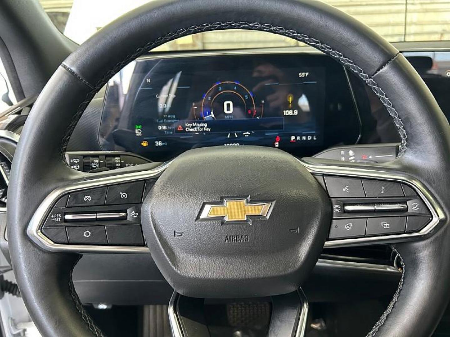 2025 WHITE Chevrolet Equinox (3GNAXHEG3SL) with an 4-Cyl Turbo 1.5 Liter engine, Automatic CVT transmission, located at 412 Auto Vista Drive, Palmdale, CA, 93551, (661) 945-0620, 34.592636, -118.136681 - Photo#22