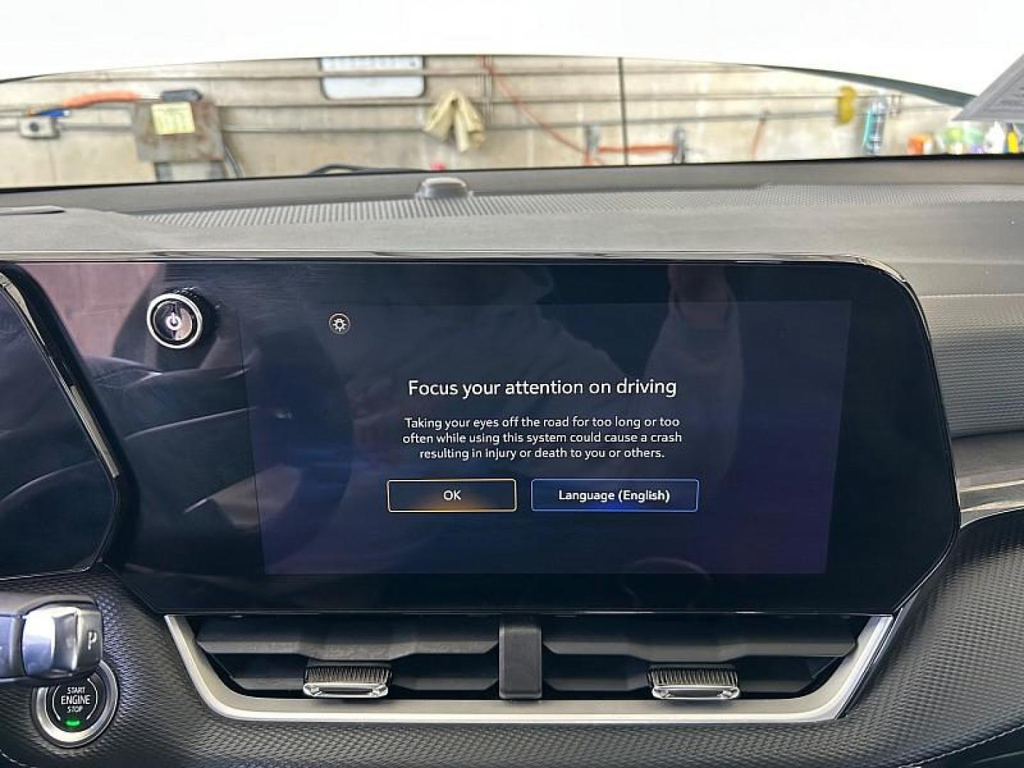 2025 WHITE Chevrolet Equinox (3GNAXHEG3SL) with an 4-Cyl Turbo 1.5 Liter engine, Automatic CVT transmission, located at 412 Auto Vista Drive, Palmdale, CA, 93551, (661) 945-0620, 34.592636, -118.136681 - Photo#24