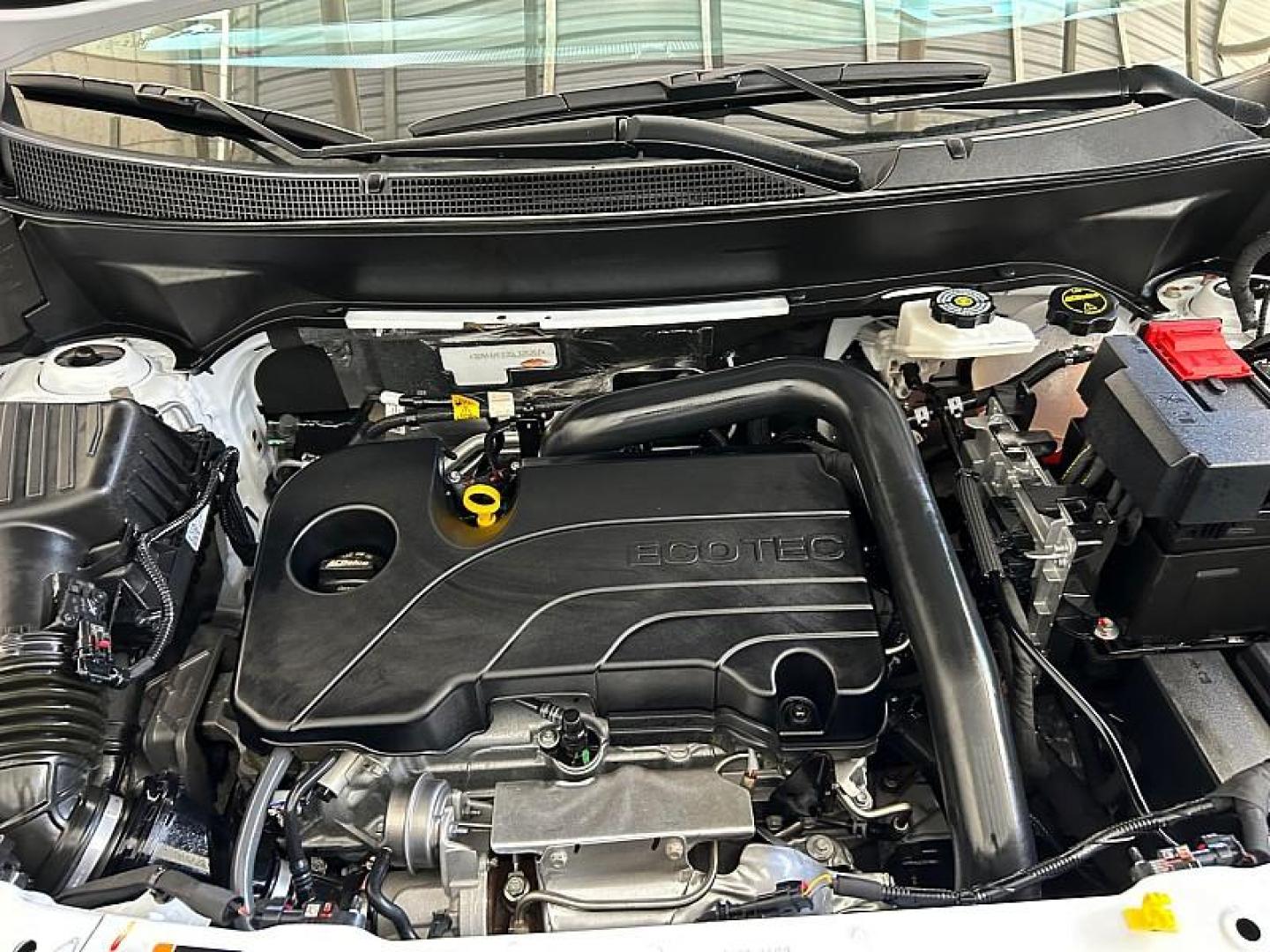 2025 WHITE Chevrolet Equinox (3GNAXHEG3SL) with an 4-Cyl Turbo 1.5 Liter engine, Automatic CVT transmission, located at 412 Auto Vista Drive, Palmdale, CA, 93551, (661) 945-0620, 34.592636, -118.136681 - Photo#28