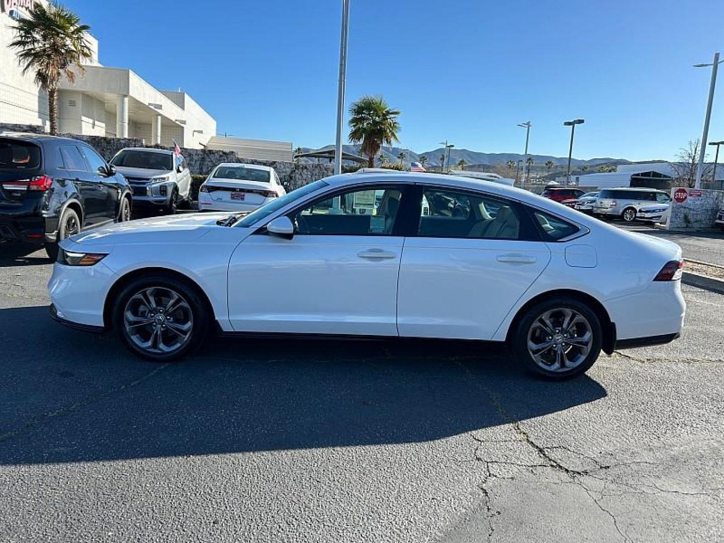 2023 WHITE Honda Accord Sedan (1HGCY1F32PA) with an 4-Cyl Turbo 1.5 Liter engine, Automatic CVT transmission, located at 412 Auto Vista Drive, Palmdale, CA, 93551, (661) 945-0620, 34.592636, -118.136681 - Photo#4