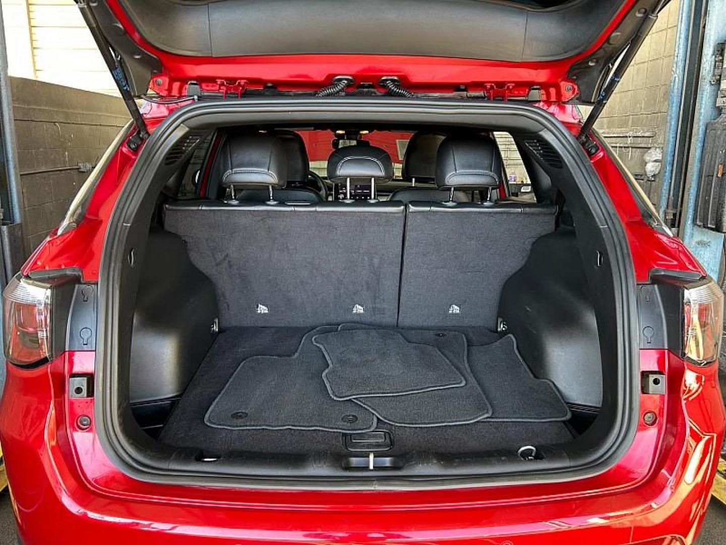 2025 RED Jeep Compass (3C4NJDCN1ST) with an 4-Cyl Turbo 2.0 Liter engine, Automatic 8-Spd transmission, located at 412 Auto Vista Drive, Palmdale, CA, 93551, (661) 945-0620, 34.592636, -118.136681 - Photo#33