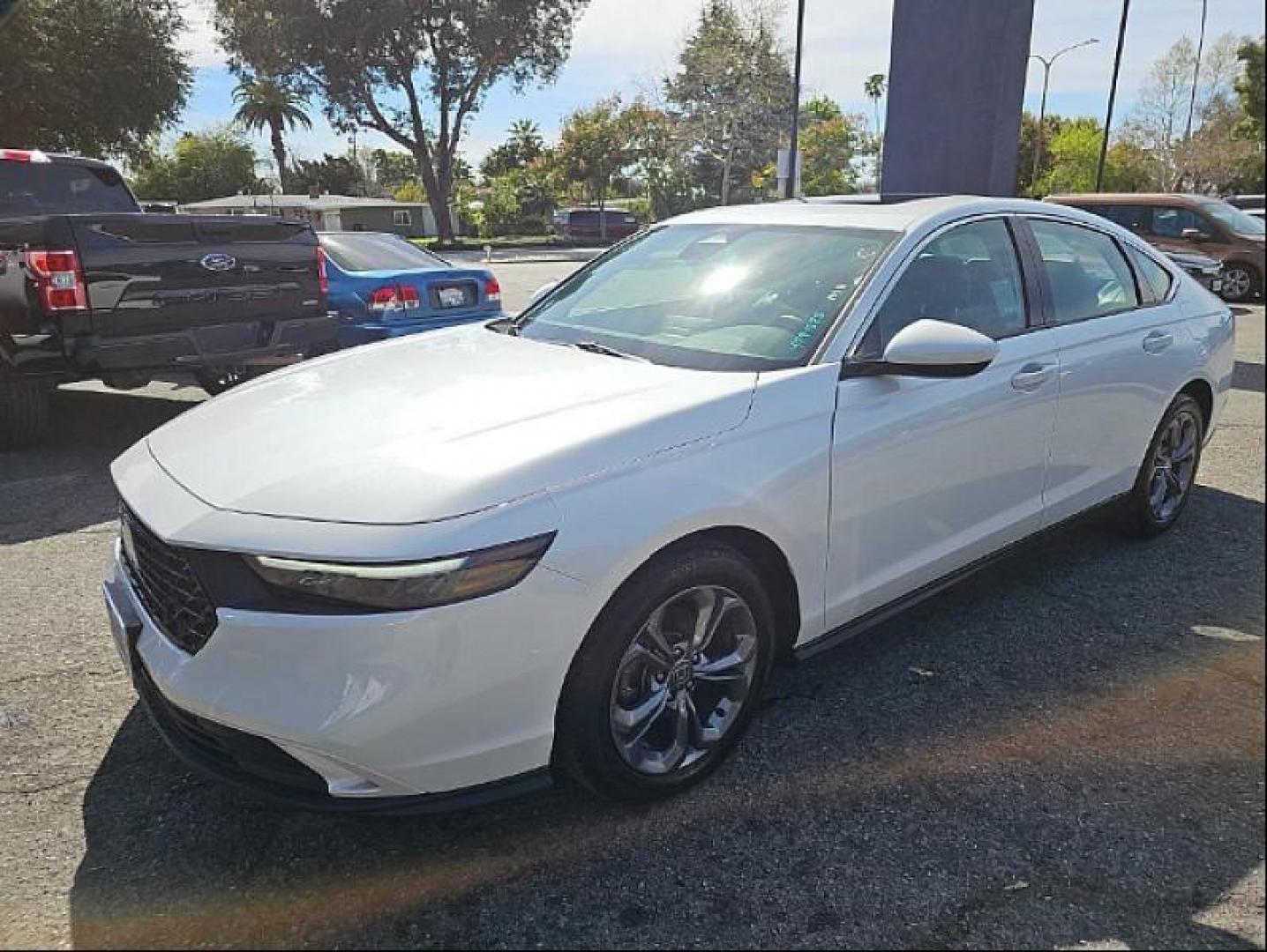 2024 WHITE Honda Accord Sedan (1HGCY1F34RA) with an 4-Cyl Turbo 1.5 Liter engine, Automatic CVT transmission, located at 412 Auto Vista Drive, Palmdale, CA, 93551, (661) 945-0620, 34.592636, -118.136681 - Photo#0