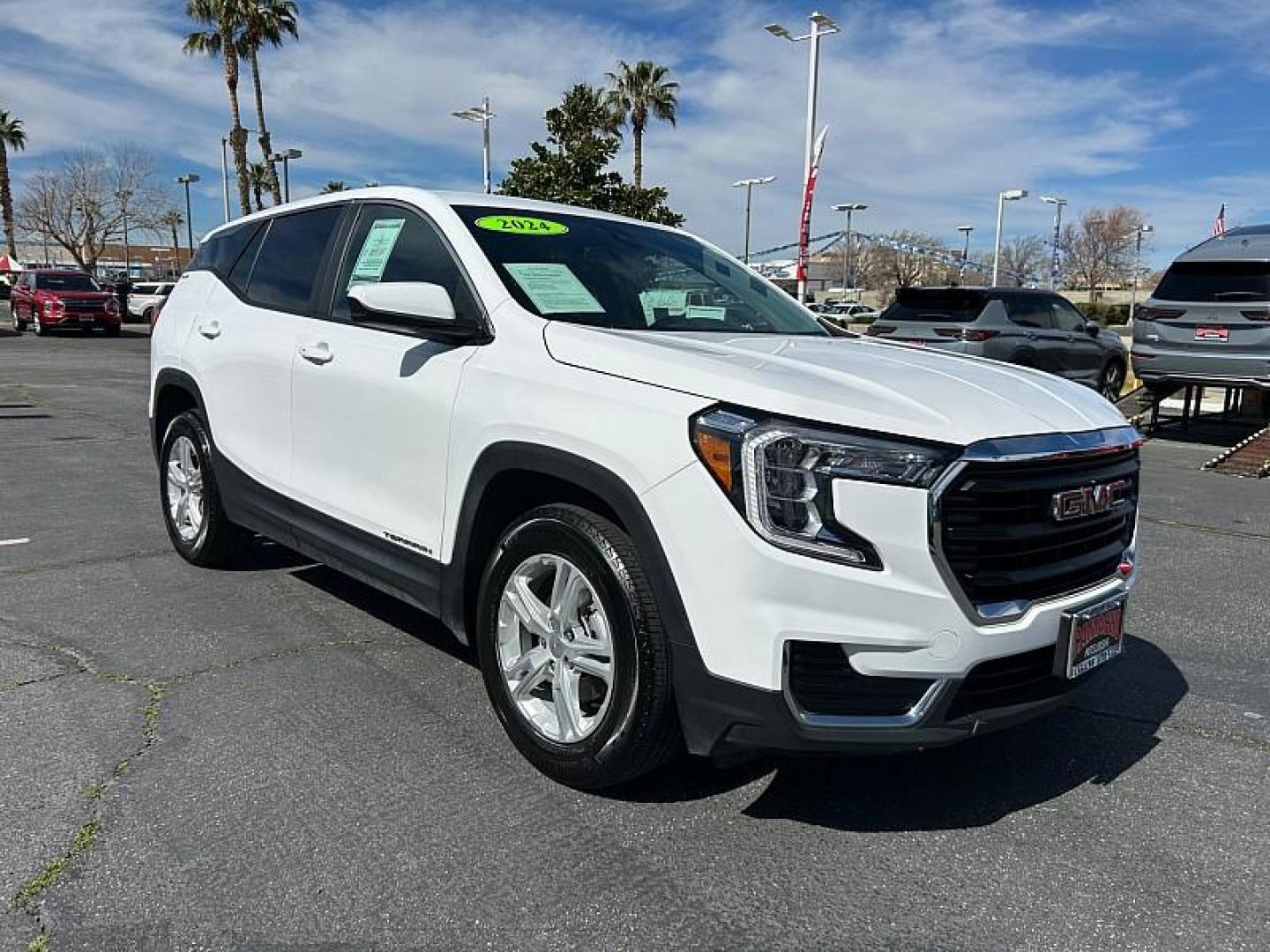 2024 WHITE GMC Terrain (3GKALMEG2RL) with an 4-Cyl Turbo 1.5 Liter engine, Automatic 9-Spd transmission, located at 412 Auto Vista Drive, Palmdale, CA, 93551, (661) 945-0620, 34.592636, -118.136681 - Photo#1