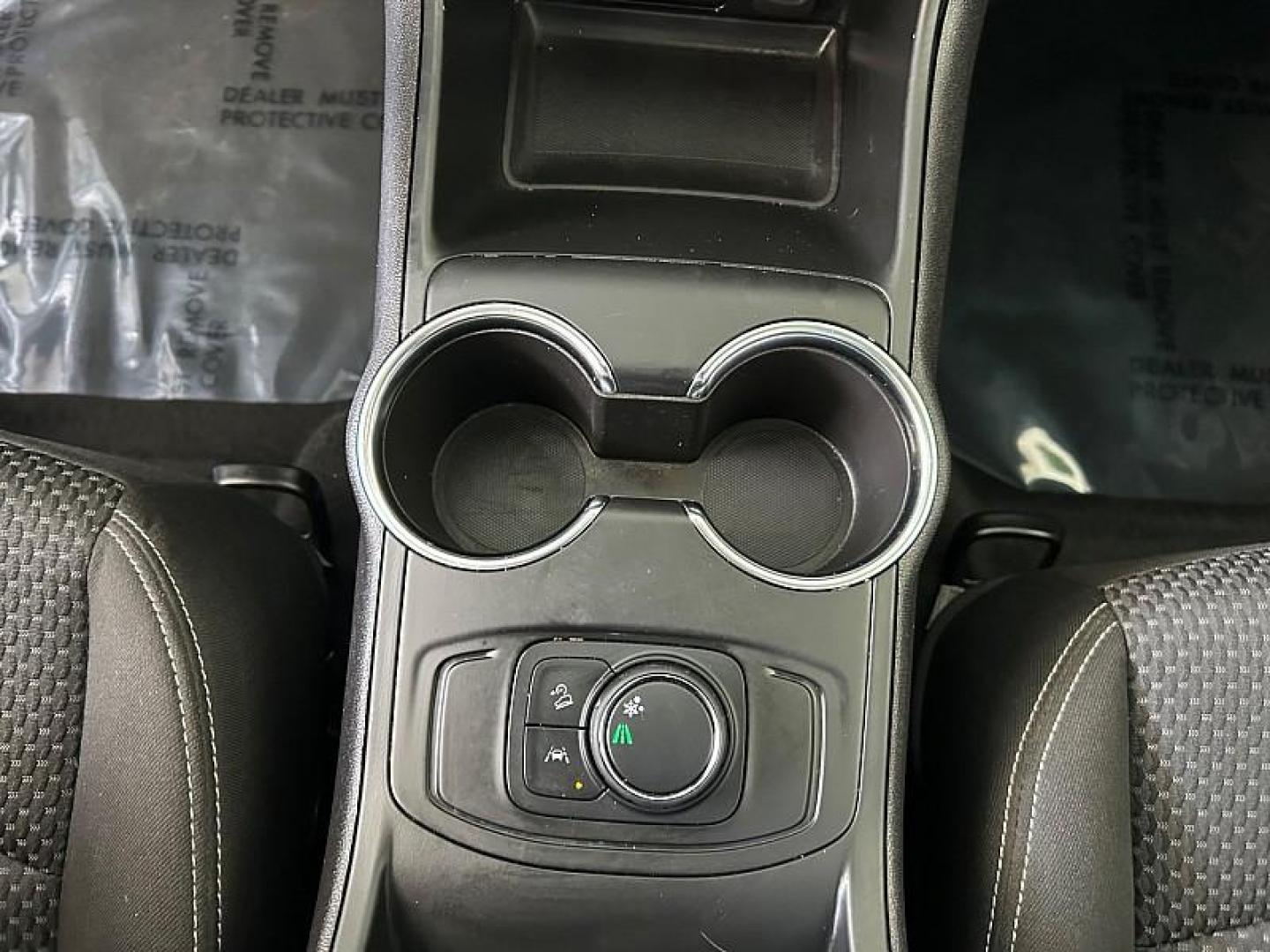 2024 WHITE GMC Terrain (3GKALMEG2RL) with an 4-Cyl Turbo 1.5 Liter engine, Automatic 9-Spd transmission, located at 412 Auto Vista Drive, Palmdale, CA, 93551, (661) 945-0620, 34.592636, -118.136681 - Photo#17