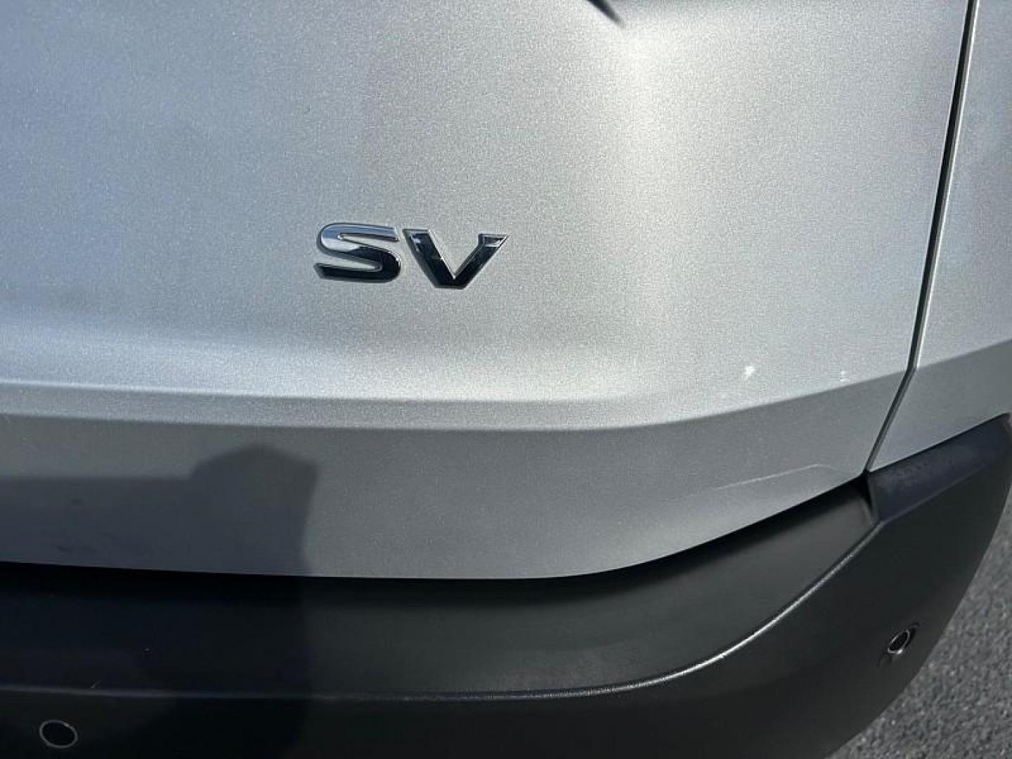 2023 SILVER Nissan Rogue (5N1BT3BA1PC) with an 3-Cyl Turbo 1.5 Liter engine, Automatic CVT w/Xtronic transmission, located at 412 Auto Vista Drive, Palmdale, CA, 93551, (661) 945-0620, 34.592636, -118.136681 - Photo#12