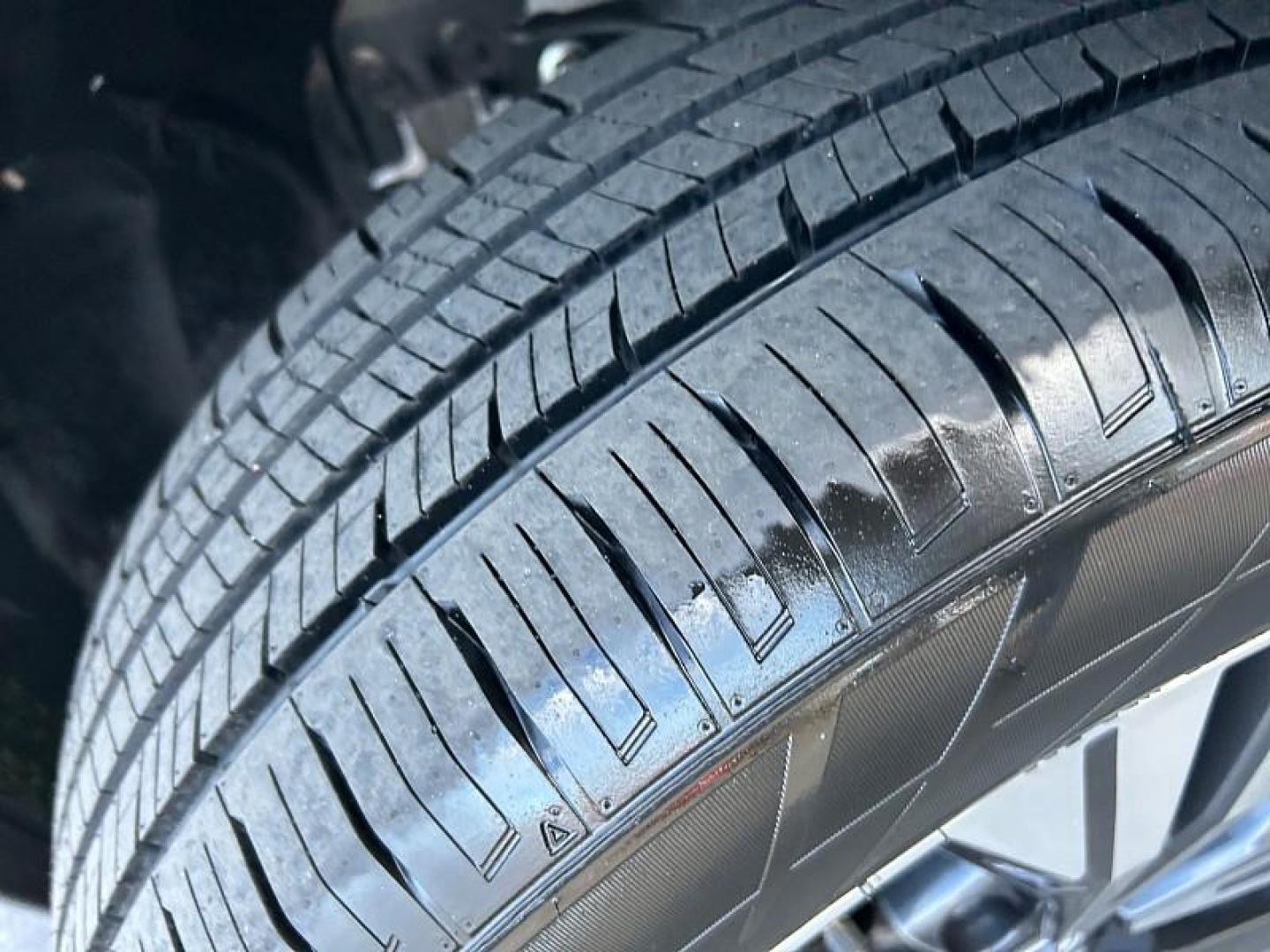 2023 SILVER Nissan Rogue (5N1BT3BA1PC) with an 3-Cyl Turbo 1.5 Liter engine, Automatic CVT w/Xtronic transmission, located at 412 Auto Vista Drive, Palmdale, CA, 93551, (661) 945-0620, 34.592636, -118.136681 - Photo#16