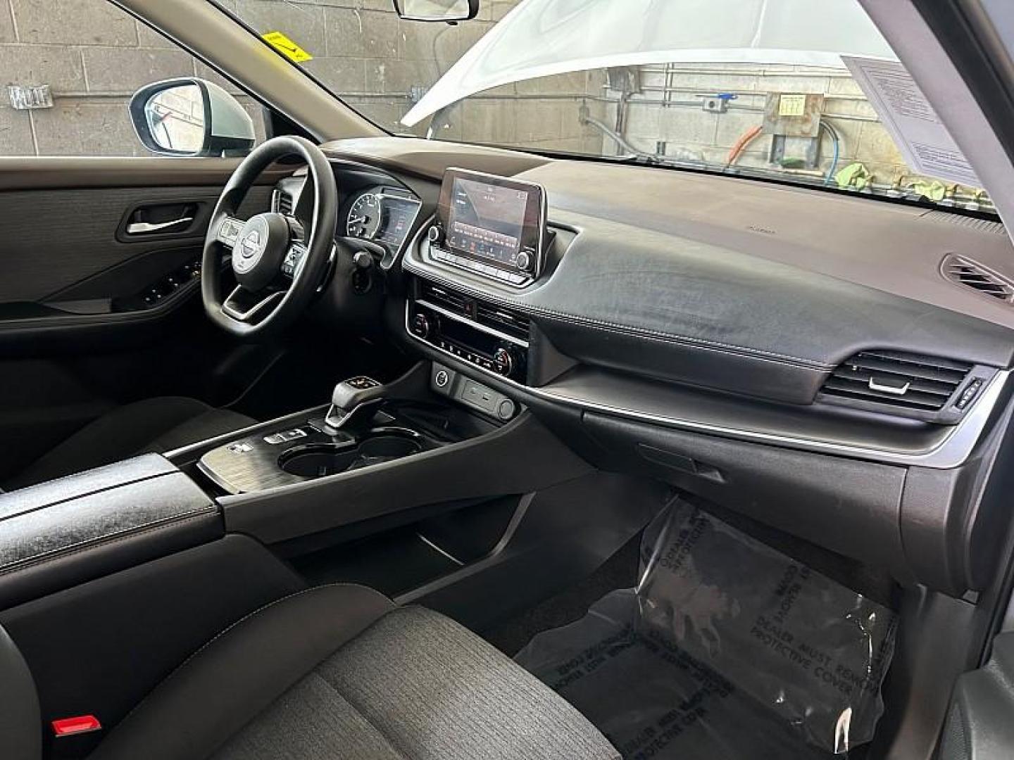 2023 SILVER Nissan Rogue (5N1BT3BA1PC) with an 3-Cyl Turbo 1.5 Liter engine, Automatic CVT w/Xtronic transmission, located at 412 Auto Vista Drive, Palmdale, CA, 93551, (661) 945-0620, 34.592636, -118.136681 - Photo#27