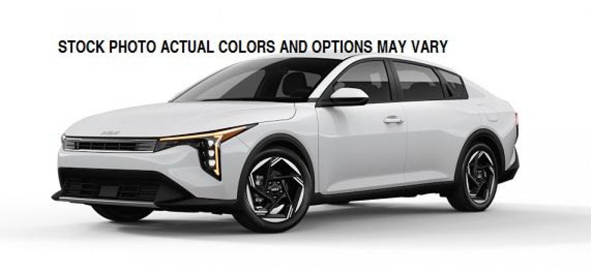 2025 WHITE Kia K4 (3KPFT4DE0SE) with an 4-Cyl 2.0 Liter engine, Automatic IVT transmission, located at 412 Auto Vista Drive, Palmdale, CA, 93551, (661) 945-0620, 34.592636, -118.136681 - Photo#0