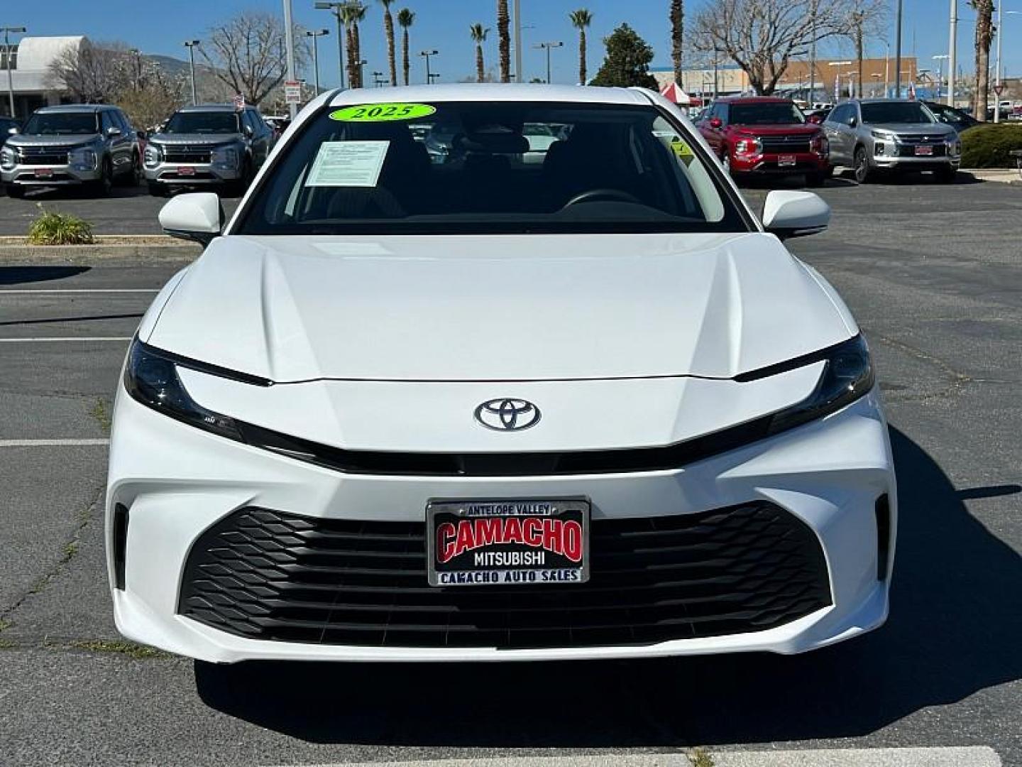 2025 WHITE Toyota Camry (4T1DAACK2SU) with an 4-Cyl Hybrid 2.5 Liter engine, Automatic CVT transmission, located at 412 Auto Vista Drive, Palmdale, CA, 93551, (661) 945-0620, 34.592636, -118.136681 - Photo#7
