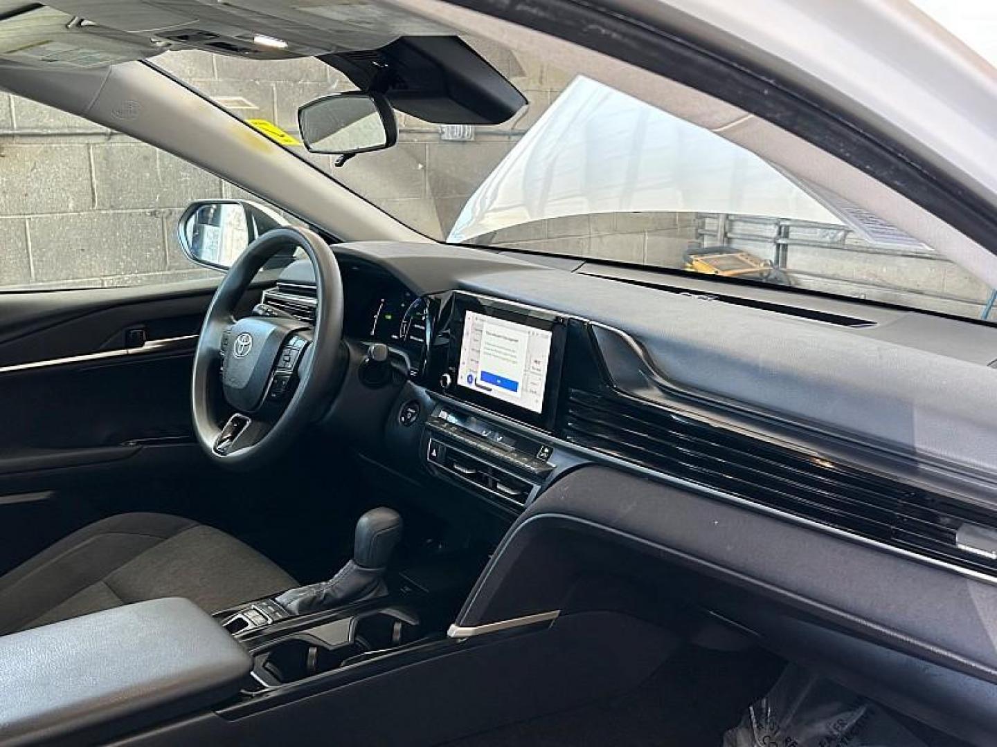 2025 WHITE Toyota Camry (4T1DAACK2SU) with an 4-Cyl Hybrid 2.5 Liter engine, Automatic CVT transmission, located at 412 Auto Vista Drive, Palmdale, CA, 93551, (661) 945-0620, 34.592636, -118.136681 - Photo#30