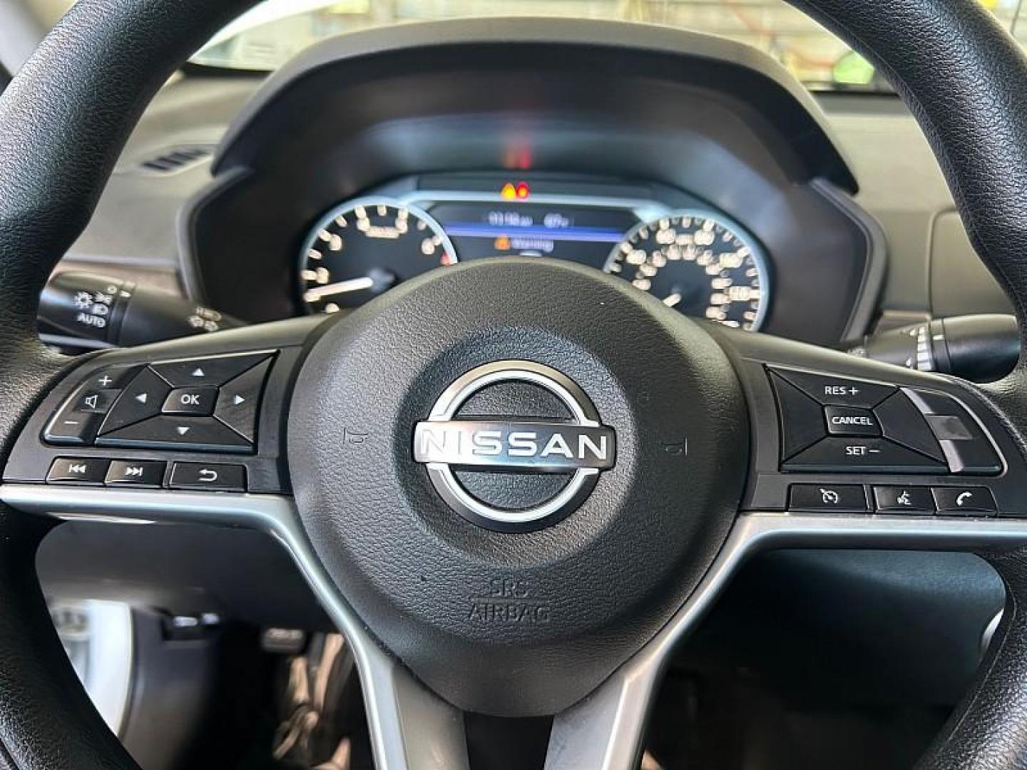2025 WHITE Nissan Altima (1N4BL4DV5SN) with an 4-Cyl 2.5 Liter engine, Automatic CVT transmission, located at 412 Auto Vista Drive, Palmdale, CA, 93551, (661) 945-0620, 34.592636, -118.136681 - Photo#15