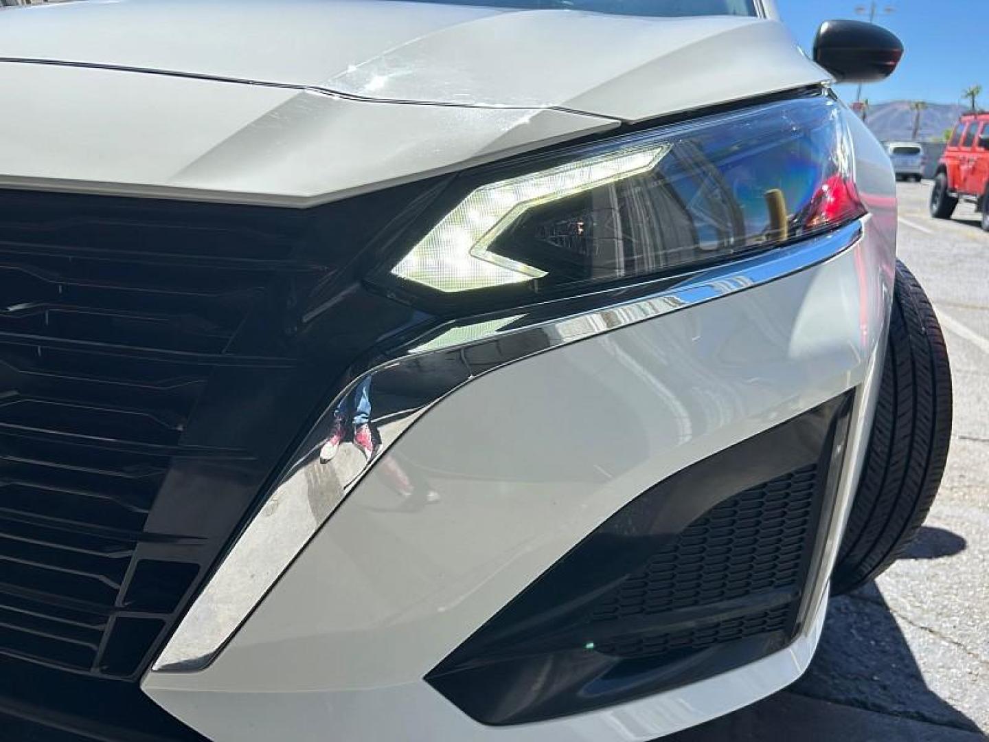 2025 WHITE Nissan Altima (1N4BL4DV5SN) with an 4-Cyl 2.5 Liter engine, Automatic CVT transmission, located at 412 Auto Vista Drive, Palmdale, CA, 93551, (661) 945-0620, 34.592636, -118.136681 - Photo#22