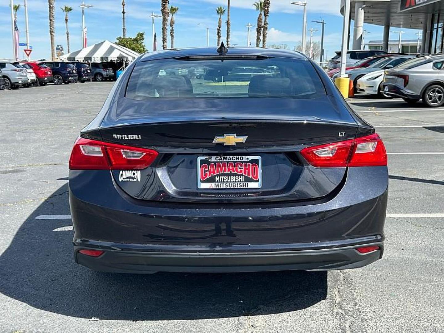 2023 GRAY Chevrolet Malibu (1G1ZD5ST2PF) with an 4-Cyl Turbo 1.5 Liter engine, Automatic CVT transmission, located at 412 Auto Vista Drive, Palmdale, CA, 93551, (661) 945-0620, 34.592636, -118.136681 - Photo#5
