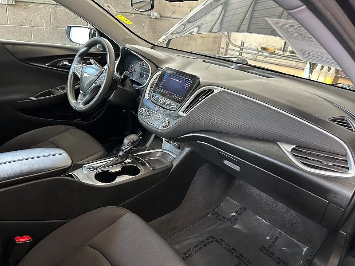 2023 GRAY Chevrolet Malibu (1G1ZD5ST2PF) with an 4-Cyl Turbo 1.5 Liter engine, Automatic CVT transmission, located at 412 Auto Vista Drive, Palmdale, CA, 93551, (661) 945-0620, 34.592636, -118.136681 - Photo#55