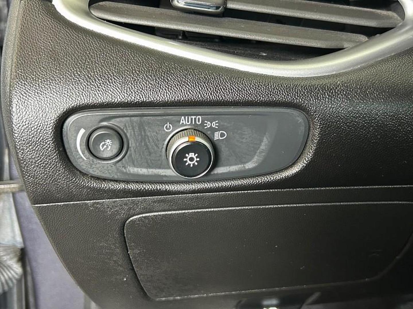 2023 GRAY Chevrolet Malibu (1G1ZD5ST2PF) with an 4-Cyl Turbo 1.5 Liter engine, Automatic CVT transmission, located at 412 Auto Vista Drive, Palmdale, CA, 93551, (661) 945-0620, 34.592636, -118.136681 - Photo#59