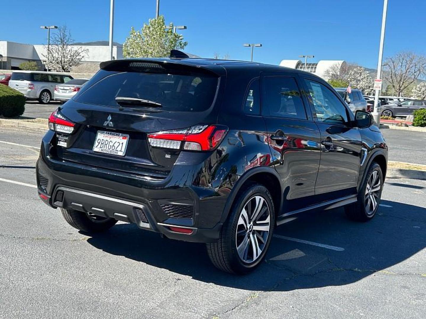 2022 Mitsubishi Outlander Sport (JA4APVAU4NU) with an 4-Cyl 2.0 Liter engine, Automatic CVT transmission, located at 412 Auto Vista Drive, Palmdale, CA, 93551, (661) 945-0620, 34.592636, -118.136681 - Photo#6