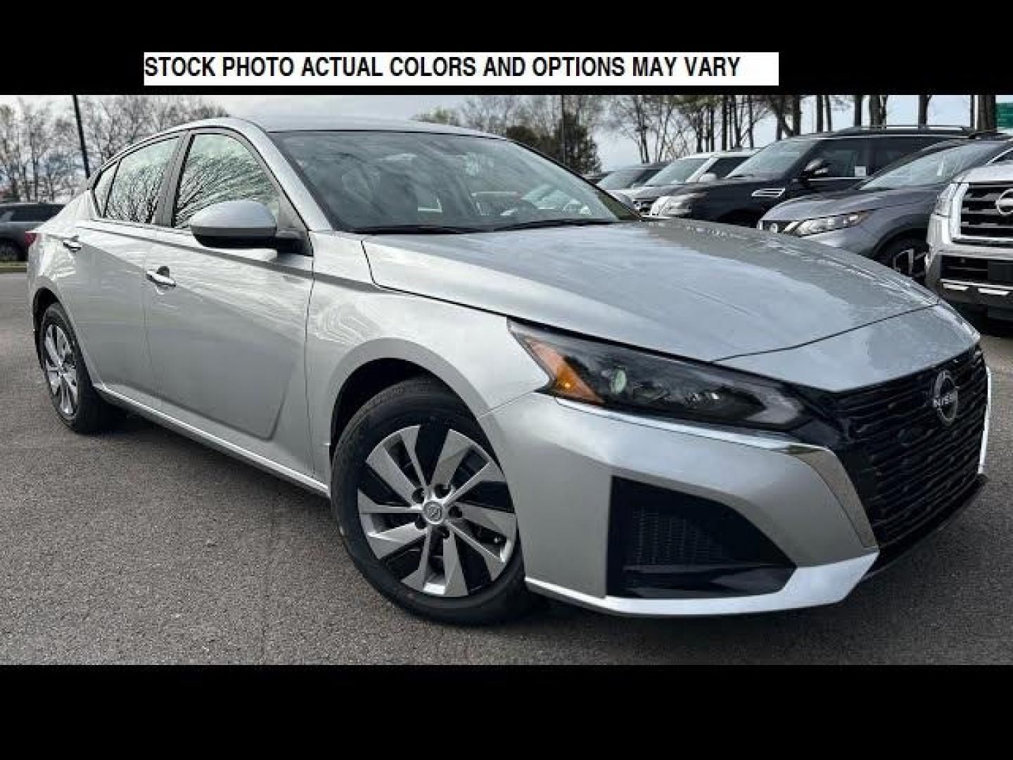 2023 SILVER Nissan Altima (1N4BL4CV1PN) with an 4-Cyl 2.5 Liter engine, Automatic Xtronic CVT transmission, located at 412 Auto Vista Drive, Palmdale, CA, 93551, (661) 945-0620, 34.592636, -118.136681 - Photo#0