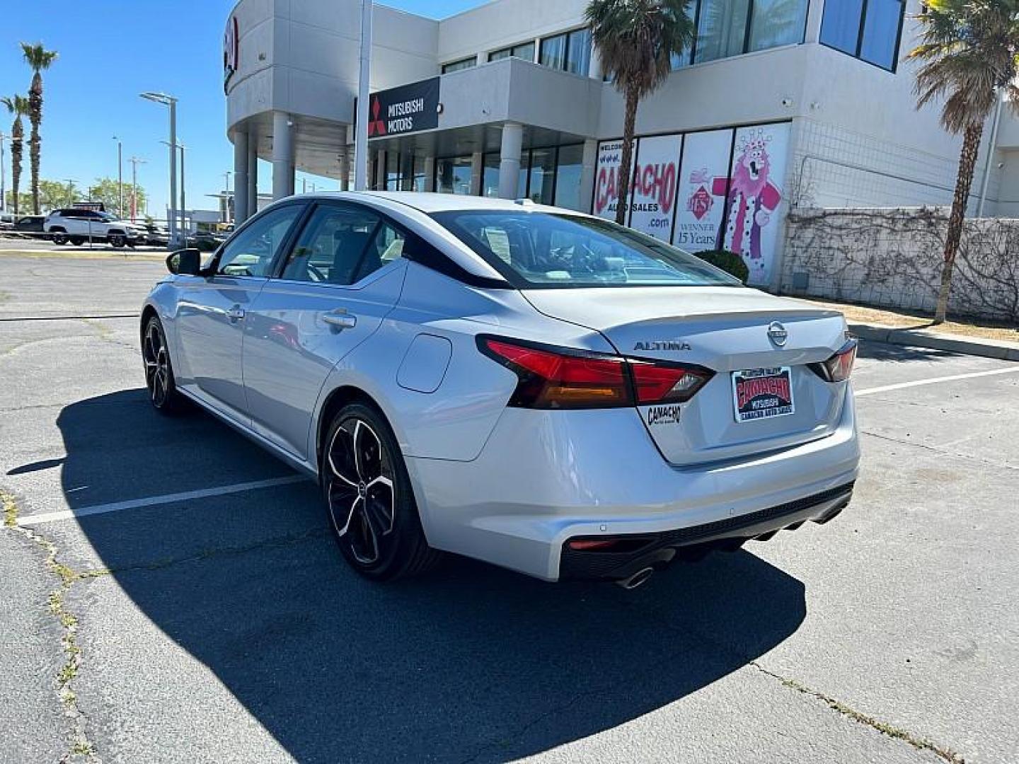 2023 SILVER Nissan Altima (1N4BL4CV1PN) with an 4-Cyl 2.5 Liter engine, Automatic Xtronic CVT transmission, located at 412 Auto Vista Drive, Palmdale, CA, 93551, (661) 945-0620, 34.592636, -118.136681 - Photo#8