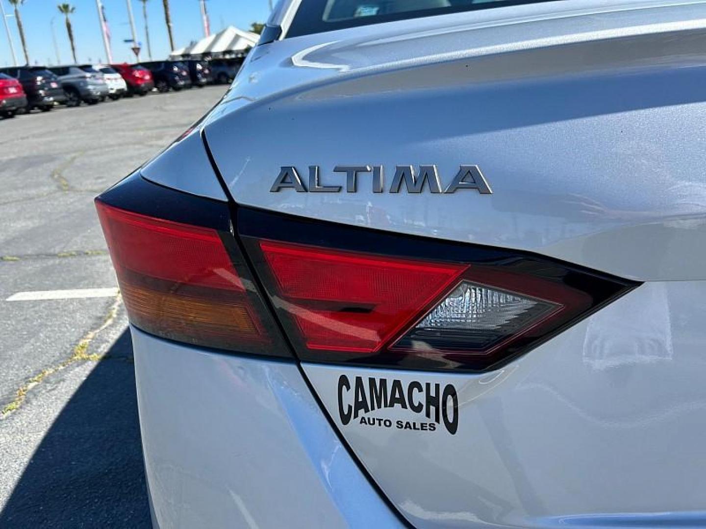 2023 SILVER Nissan Altima (1N4BL4CV1PN) with an 4-Cyl 2.5 Liter engine, Automatic Xtronic CVT transmission, located at 412 Auto Vista Drive, Palmdale, CA, 93551, (661) 945-0620, 34.592636, -118.136681 - Photo#11