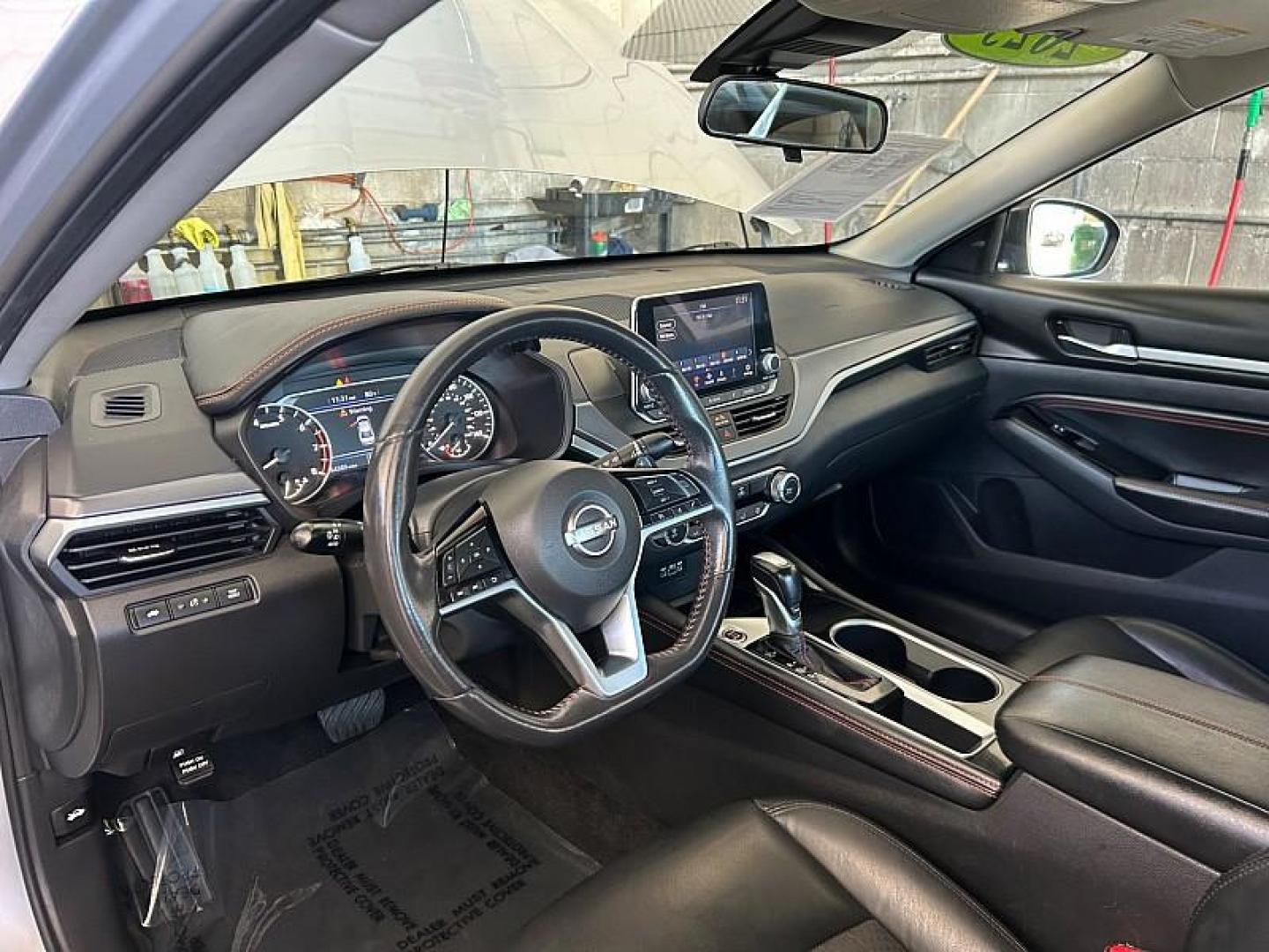 2023 SILVER Nissan Altima (1N4BL4CV1PN) with an 4-Cyl 2.5 Liter engine, Automatic Xtronic CVT transmission, located at 412 Auto Vista Drive, Palmdale, CA, 93551, (661) 945-0620, 34.592636, -118.136681 - Photo#17