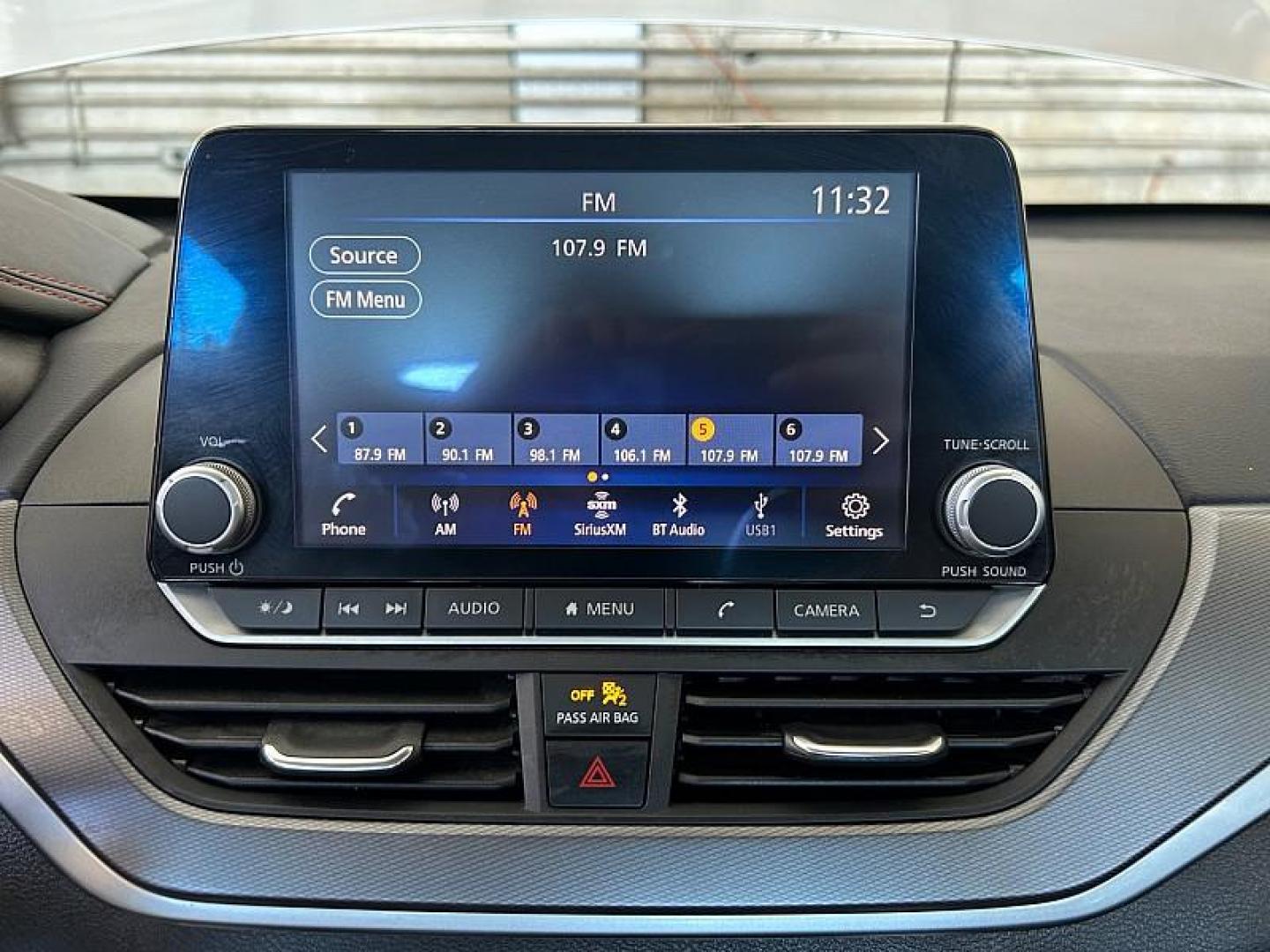 2023 SILVER Nissan Altima (1N4BL4CV1PN) with an 4-Cyl 2.5 Liter engine, Automatic Xtronic CVT transmission, located at 412 Auto Vista Drive, Palmdale, CA, 93551, (661) 945-0620, 34.592636, -118.136681 - Photo#23