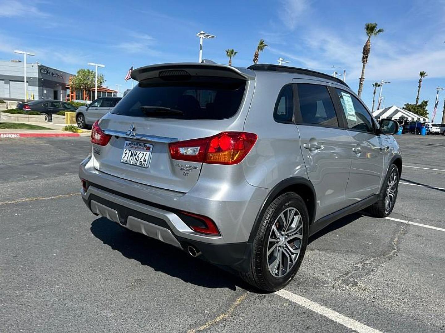 2019 SILVER Mitsubishi Outlander Sport (JA4AP4AW0KU) with an 4-Cyl 2.4 Liter engine, Automatic CVT w/Sportronic transmission, located at 412 Auto Vista Drive, Palmdale, CA, 93551, (661) 945-0620, 34.592636, -118.136681 - Photo#2