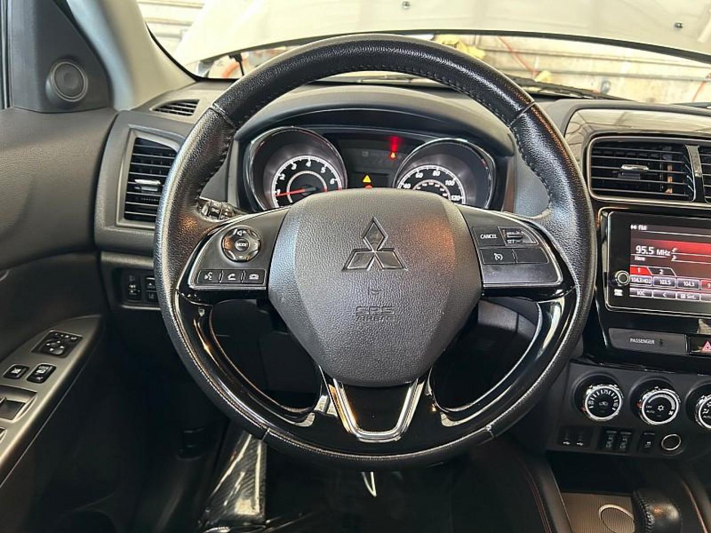 2019 SILVER Mitsubishi Outlander Sport (JA4AP4AW0KU) with an 4-Cyl 2.4 Liter engine, Automatic CVT w/Sportronic transmission, located at 412 Auto Vista Drive, Palmdale, CA, 93551, (661) 945-0620, 34.592636, -118.136681 - Photo#22