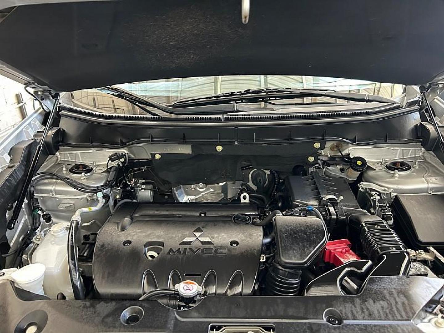 2019 SILVER Mitsubishi Outlander Sport (JA4AP4AW0KU) with an 4-Cyl 2.4 Liter engine, Automatic CVT w/Sportronic transmission, located at 412 Auto Vista Drive, Palmdale, CA, 93551, (661) 945-0620, 34.592636, -118.136681 - Photo#29