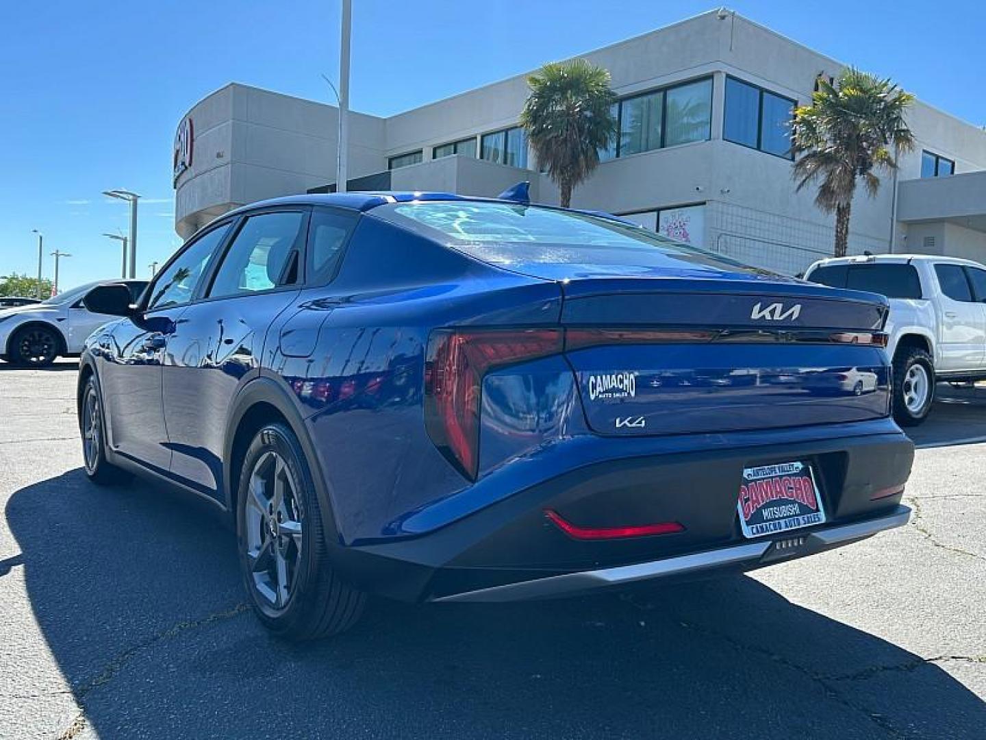 2025 BLUE Kia K4 (3KPFT4DE3SE) with an 4-Cyl 2.0 Liter engine, Automatic IVT transmission, located at 412 Auto Vista Drive, Palmdale, CA, 93551, (661) 945-0620, 34.592636, -118.136681 - Photo#4