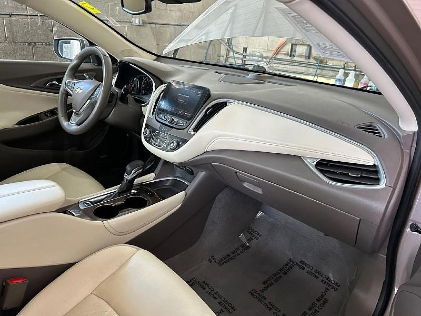 2024 GRAY Chevrolet Malibu (1G1ZE5ST6RF) with an 4-Cyl Turbo 1.5 Liter engine, Automatic CVT transmission, located at 412 Auto Vista Drive, Palmdale, CA, 93551, (661) 945-0620, 34.592636, -118.136681 - Photo#20