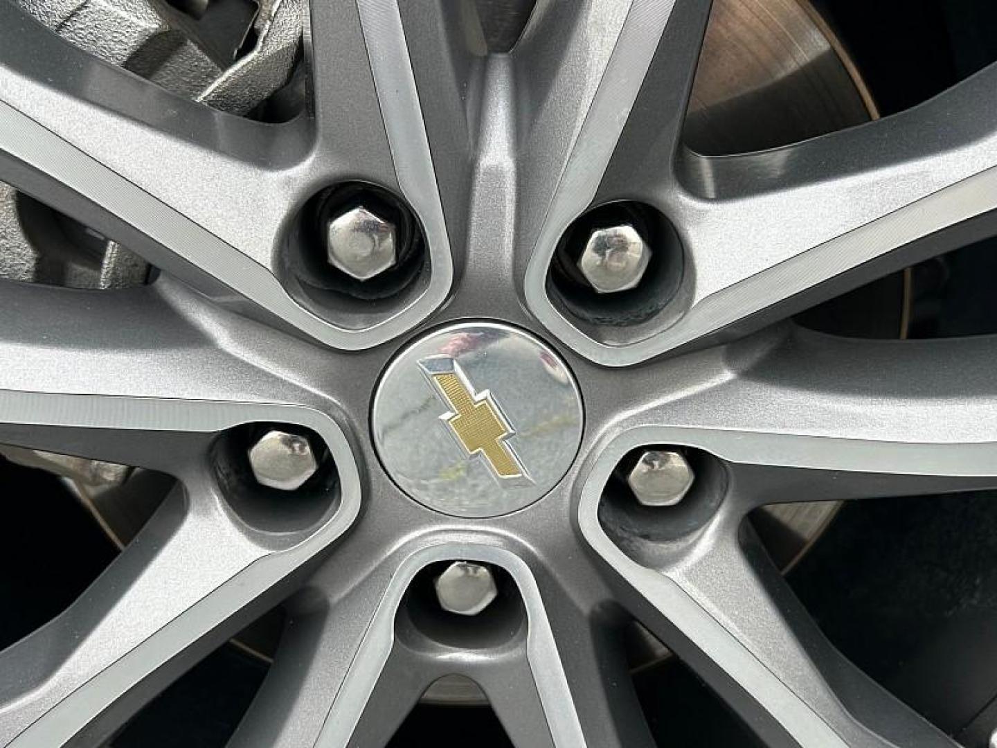 2024 GOLD Chevrolet Malibu (1G1ZE5ST6RF) with an 4-Cyl Turbo 1.5 Liter engine, Automatic CVT transmission, located at 412 Auto Vista Drive, Palmdale, CA, 93551, (661) 945-0620, 34.592636, -118.136681 - Photo#15