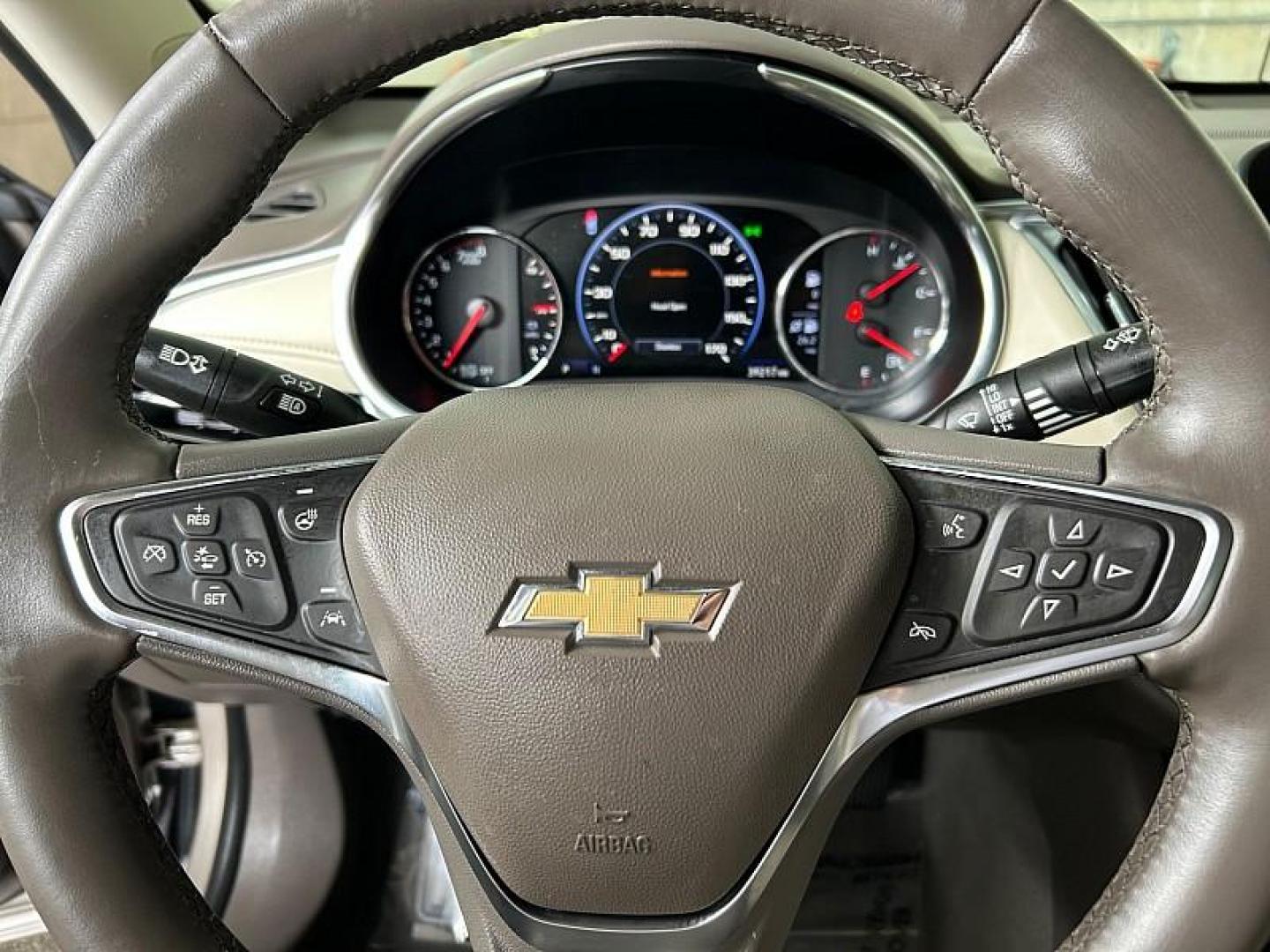 2024 GOLD Chevrolet Malibu (1G1ZE5ST6RF) with an 4-Cyl Turbo 1.5 Liter engine, Automatic CVT transmission, located at 412 Auto Vista Drive, Palmdale, CA, 93551, (661) 945-0620, 34.592636, -118.136681 - Photo#23