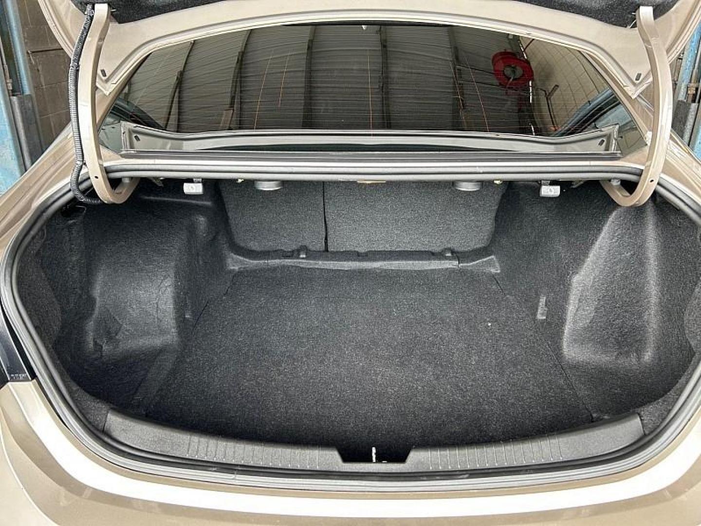 2024 GOLD Chevrolet Malibu (1G1ZE5ST6RF) with an 4-Cyl Turbo 1.5 Liter engine, Automatic CVT transmission, located at 412 Auto Vista Drive, Palmdale, CA, 93551, (661) 945-0620, 34.592636, -118.136681 - Photo#31