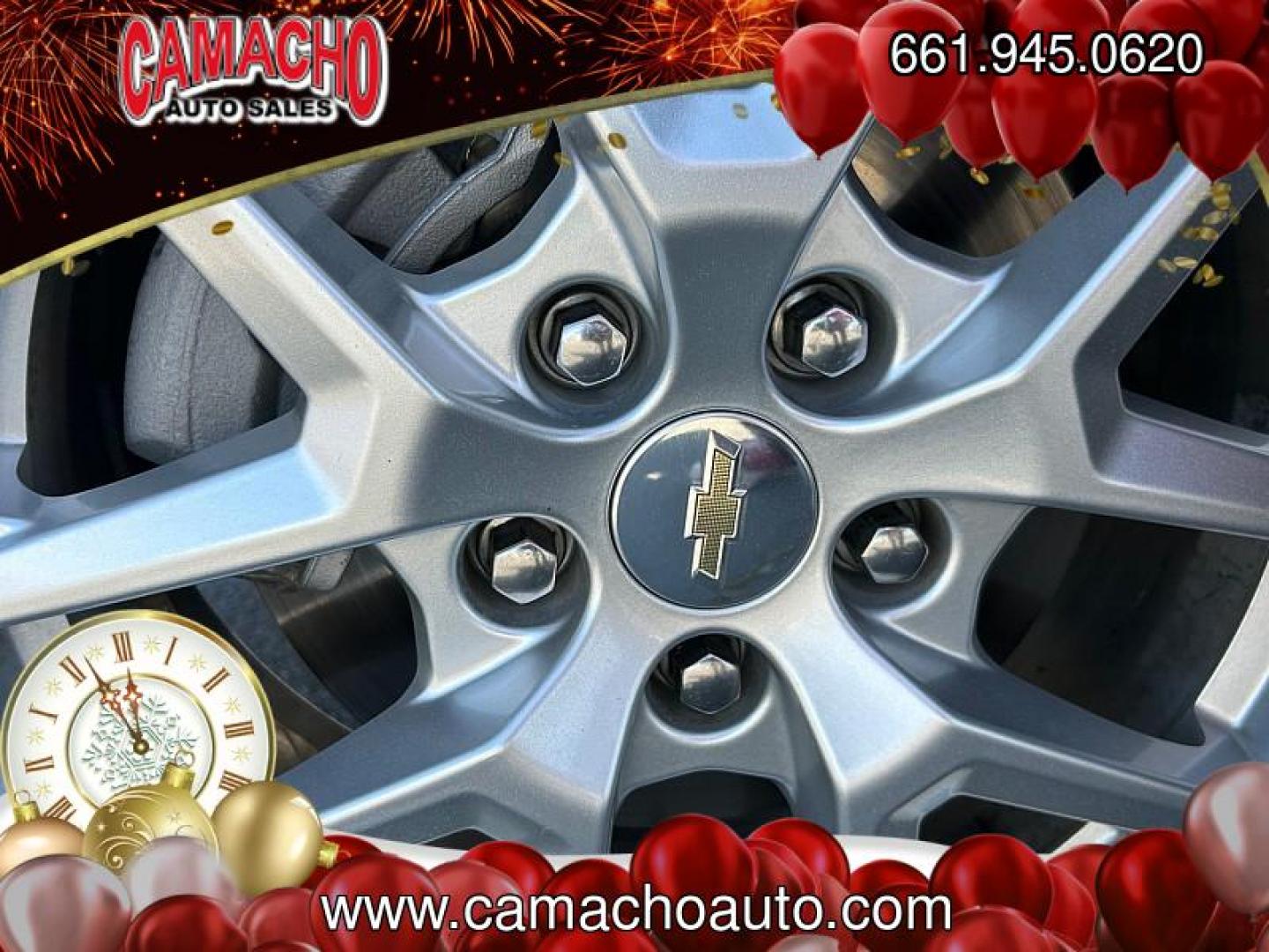 2024 WHITE Chevrolet Equinox (3GNAXKEG0RL) with an 4-Cyl Turbo 1.5 Liter engine, Automatic 6-Spd w/Overdrive transmission, located at 412 Auto Vista Drive, Palmdale, CA, 93551, (661) 945-0620, 34.592636, -118.136681 - Photo#8