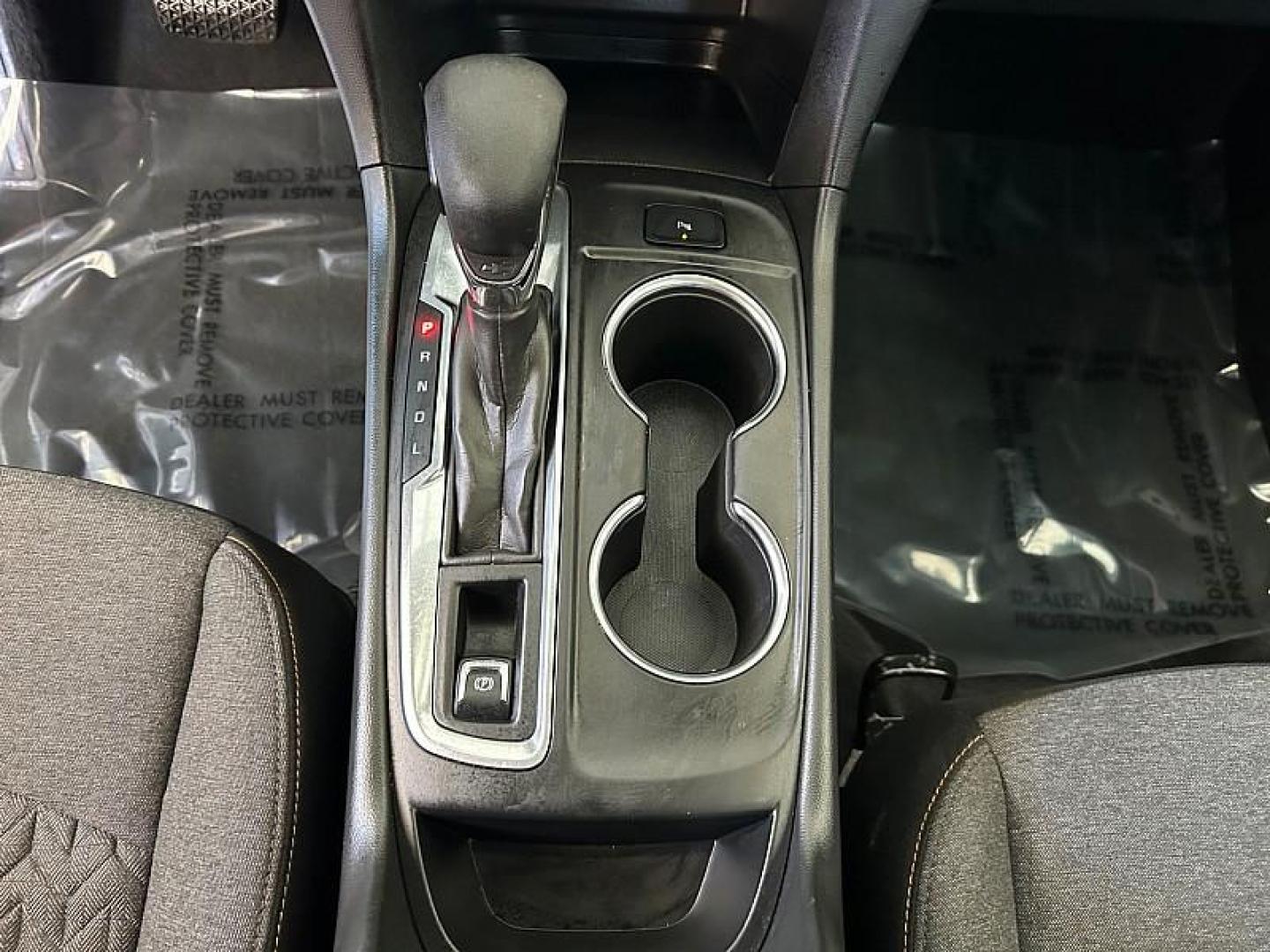 2024 WHITE Chevrolet Equinox (3GNAXKEG0RL) with an 4-Cyl Turbo 1.5 Liter engine, Automatic 6-Spd w/Overdrive transmission, located at 412 Auto Vista Drive, Palmdale, CA, 93551, (661) 945-0620, 34.592636, -118.136681 - Photo#18