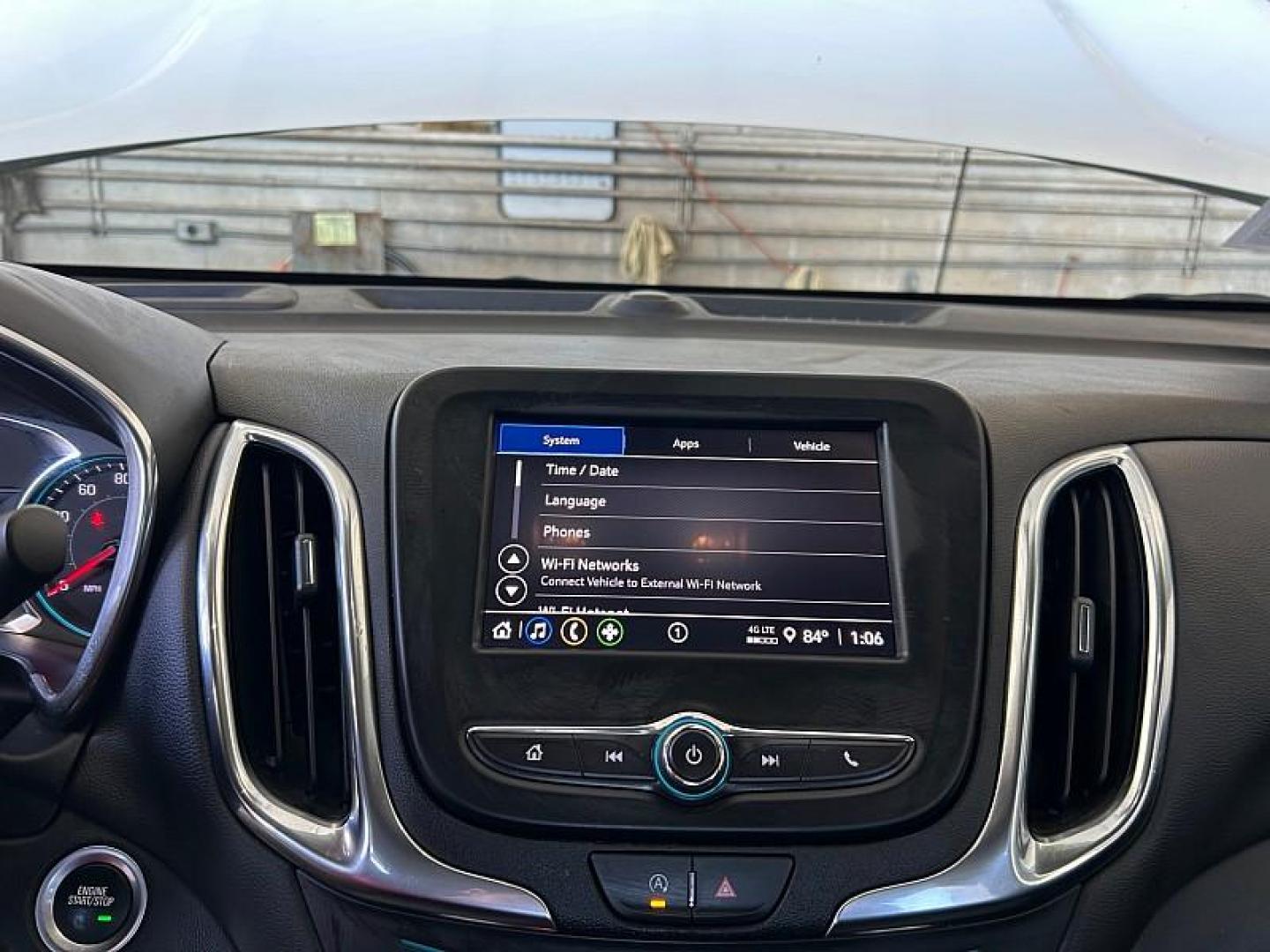 2024 WHITE Chevrolet Equinox (3GNAXKEG0RL) with an 4-Cyl Turbo 1.5 Liter engine, Automatic 6-Spd w/Overdrive transmission, located at 412 Auto Vista Drive, Palmdale, CA, 93551, (661) 945-0620, 34.592636, -118.136681 - Photo#20