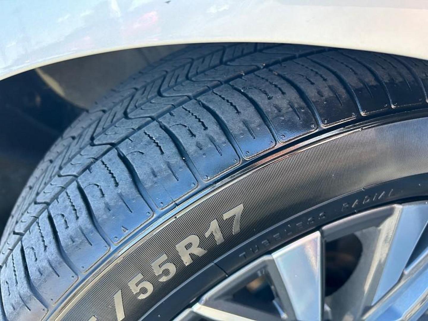 2024 SILVER Nissan Altima (1N4BL4DV6RN) with an 4-Cyl 2.5 Liter engine, Automatic Xtronic CVT transmission, located at 412 Auto Vista Drive, Palmdale, CA, 93551, (661) 945-0620, 34.592636, -118.136681 - Photo#14