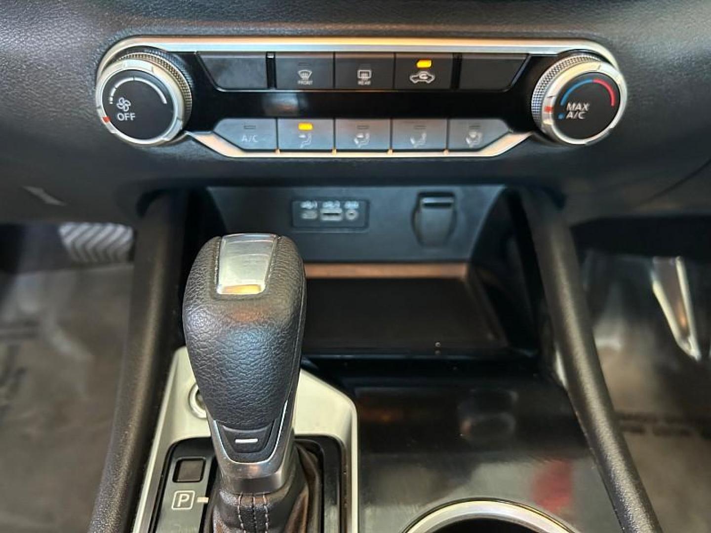 2024 SILVER Nissan Altima (1N4BL4DV6RN) with an 4-Cyl 2.5 Liter engine, Automatic Xtronic CVT transmission, located at 412 Auto Vista Drive, Palmdale, CA, 93551, (661) 945-0620, 34.592636, -118.136681 - Photo#19