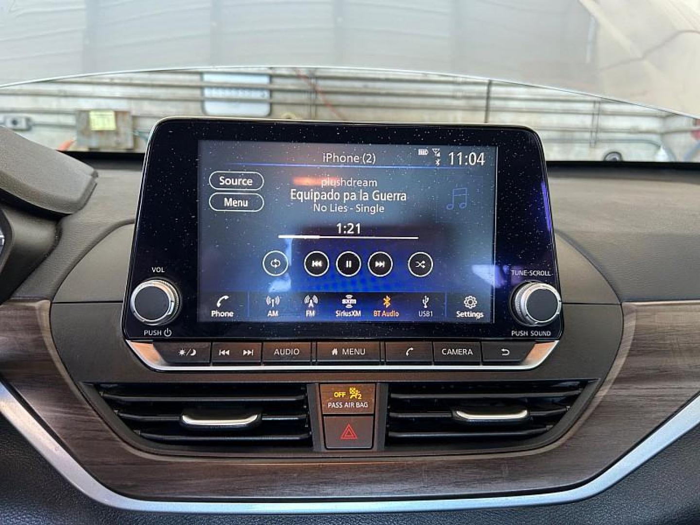 2024 SILVER Nissan Altima (1N4BL4DV6RN) with an 4-Cyl 2.5 Liter engine, Automatic Xtronic CVT transmission, located at 412 Auto Vista Drive, Palmdale, CA, 93551, (661) 945-0620, 34.592636, -118.136681 - Photo#20