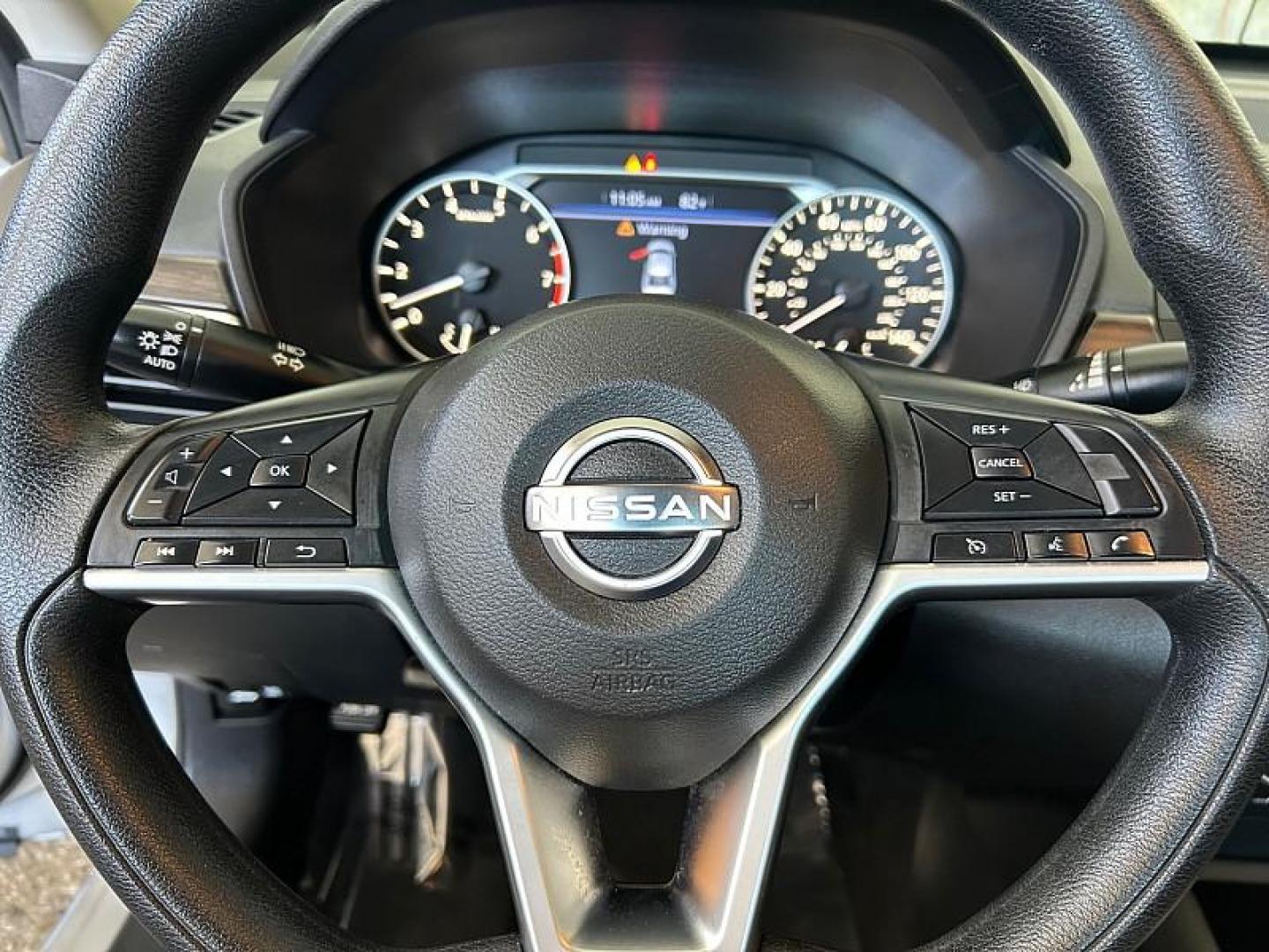 2024 SILVER Nissan Altima (1N4BL4DV6RN) with an 4-Cyl 2.5 Liter engine, Automatic Xtronic CVT transmission, located at 412 Auto Vista Drive, Palmdale, CA, 93551, (661) 945-0620, 34.592636, -118.136681 - Photo#23