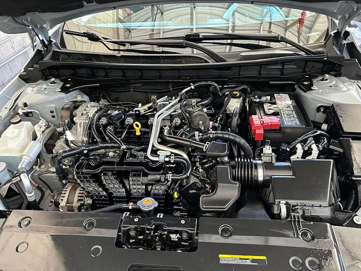 2024 SILVER Nissan Altima (1N4BL4DV6RN) with an 4-Cyl 2.5 Liter engine, Automatic Xtronic CVT transmission, located at 412 Auto Vista Drive, Palmdale, CA, 93551, (661) 945-0620, 34.592636, -118.136681 - Photo#29