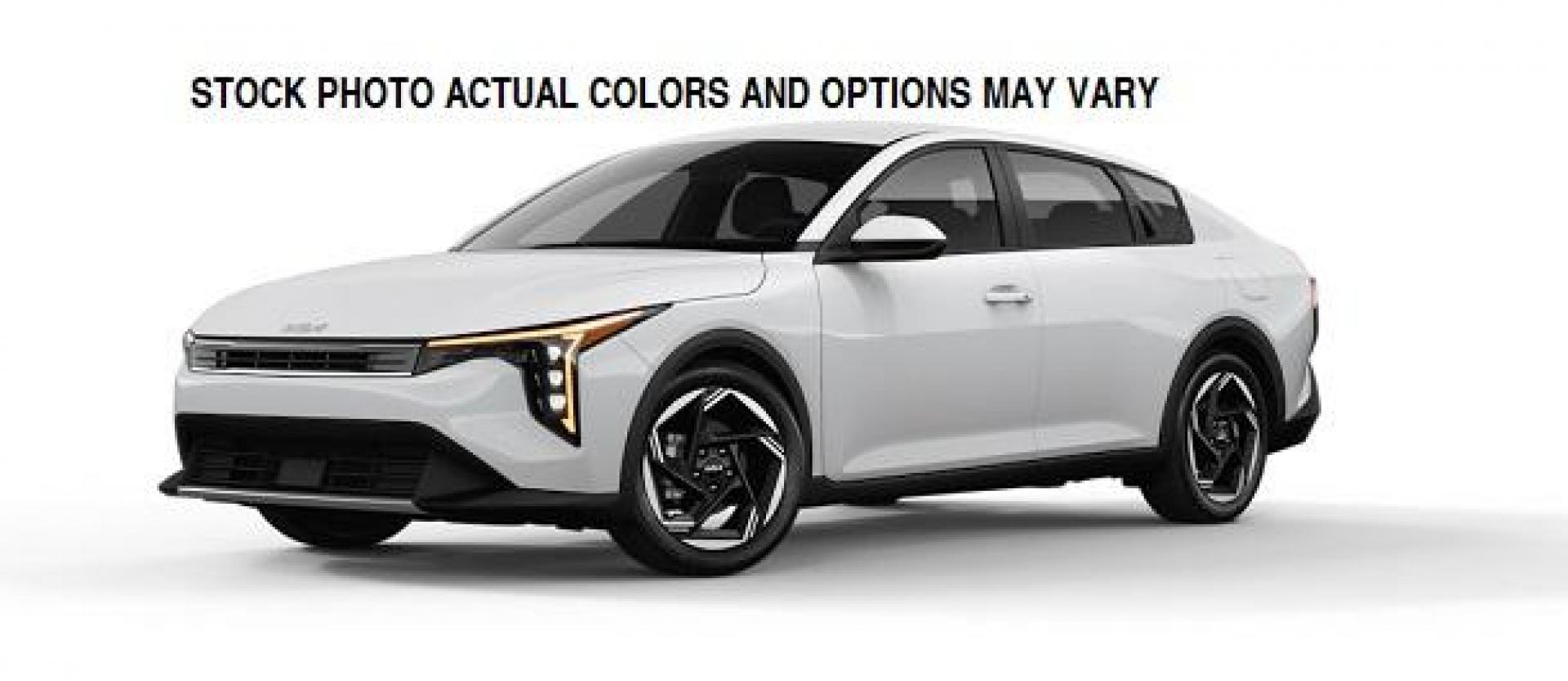 2025 WHITE Kia K4 (3KPFT4DE0SE) with an 4-Cyl 2.0 Liter engine, Automatic IVT transmission, located at 412 Auto Vista Drive, Palmdale, CA, 93551, (661) 945-0620, 34.592636, -118.136681 - Photo#0