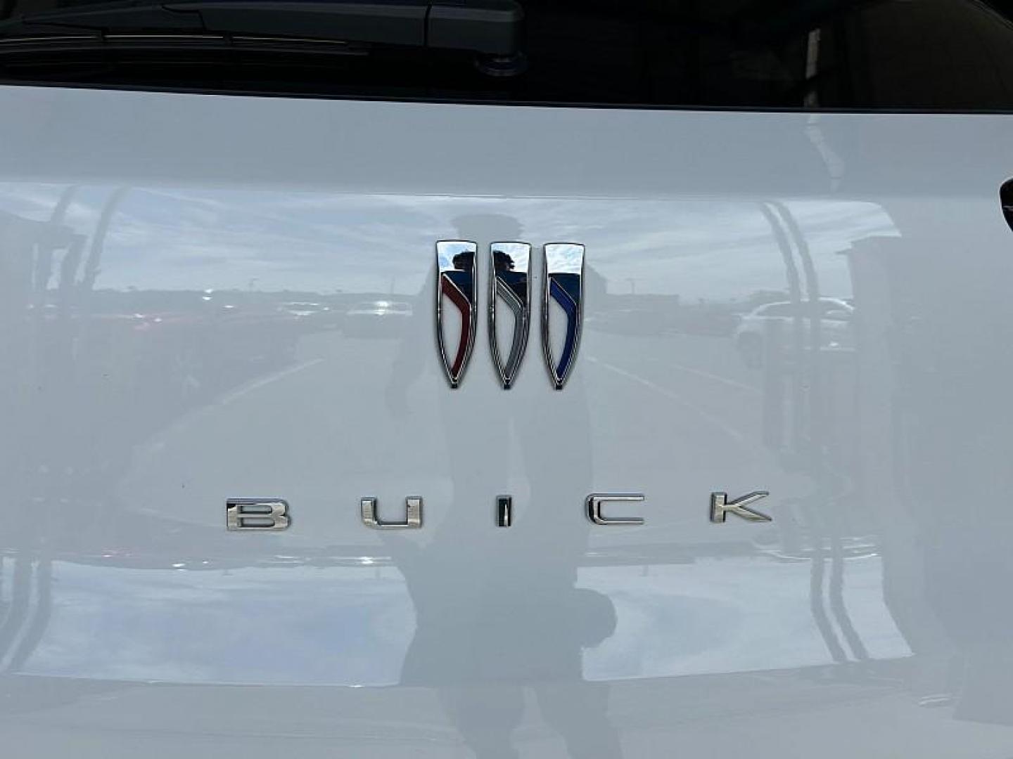 2025 Buick Encore GX (KL4AMBSL6SB) , Automatic CVT transmission, located at 412 Auto Vista Drive, Palmdale, CA, 93551, (661) 945-0620, 34.592636, -118.136681 - Photo#11