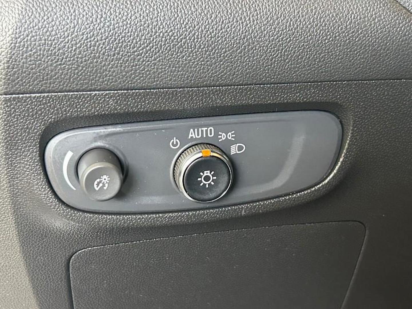 2025 Buick Encore GX (KL4AMBSL6SB) , Automatic CVT transmission, located at 412 Auto Vista Drive, Palmdale, CA, 93551, (661) 945-0620, 34.592636, -118.136681 - Photo#21