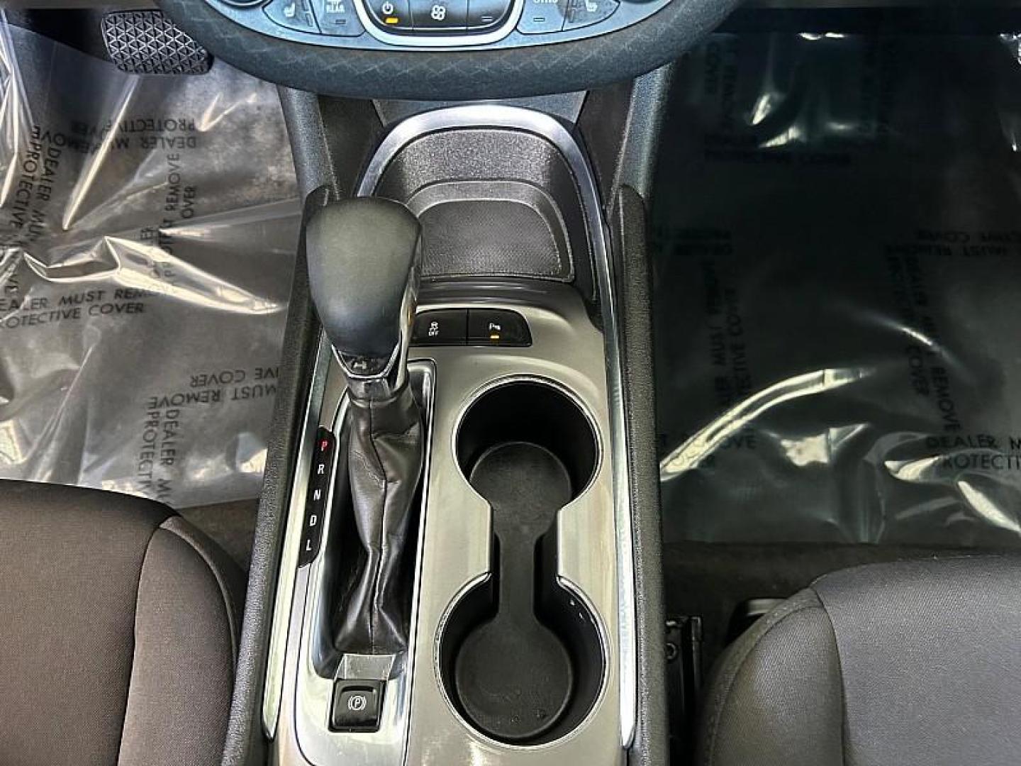 2024 GRAY Chevrolet Malibu (1G1ZD5ST5RF) with an 4-Cyl Turbo 1.5 Liter engine, Automatic CVT transmission, located at 412 Auto Vista Drive, Palmdale, CA, 93551, (661) 945-0620, 34.592636, -118.136681 - Photo#24